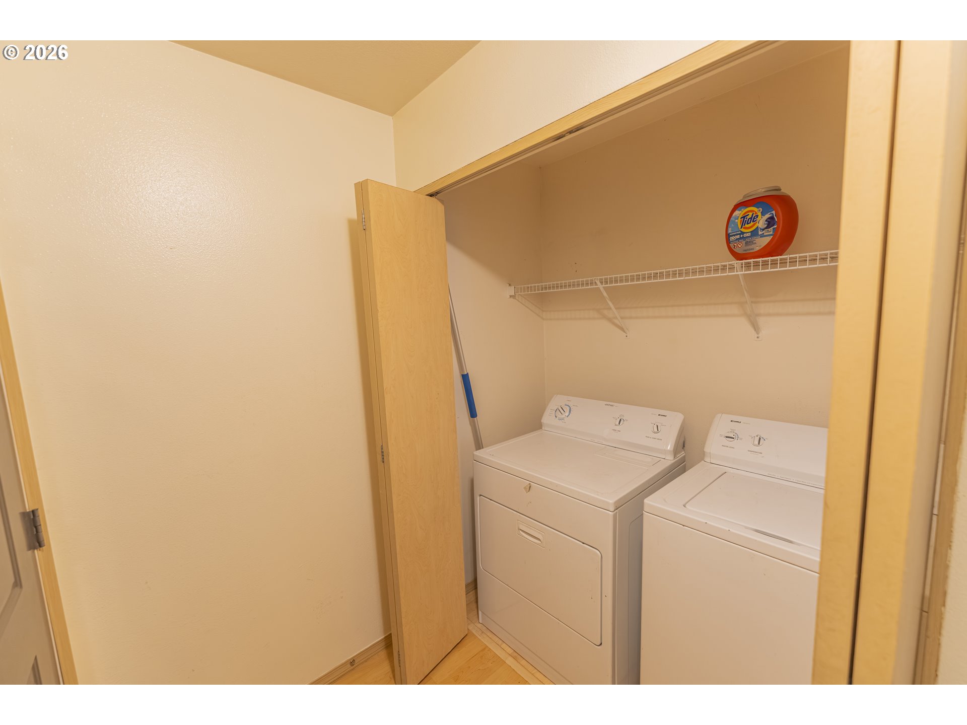 Photo #32: 212534923 Listing: Photo #32