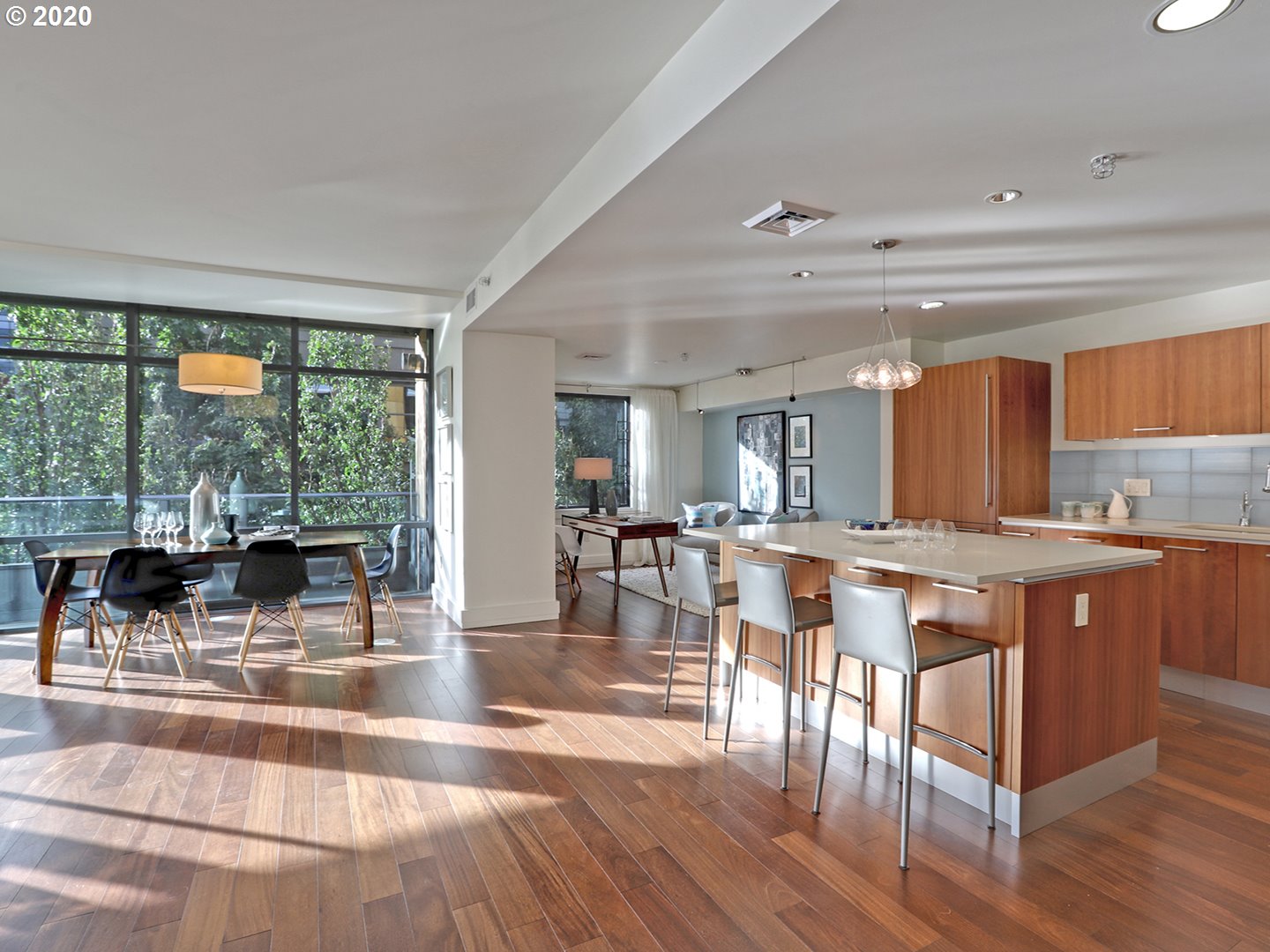 Photo #3: 21261653 Listing 