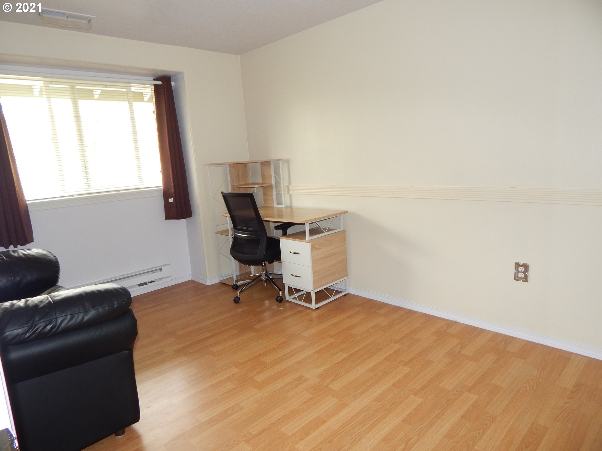 Photo #6: 21262151 Listing 
