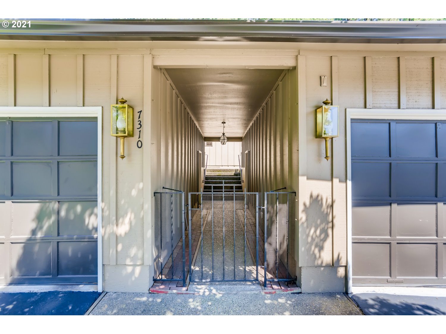 Photo #3: 21262521 Listing 