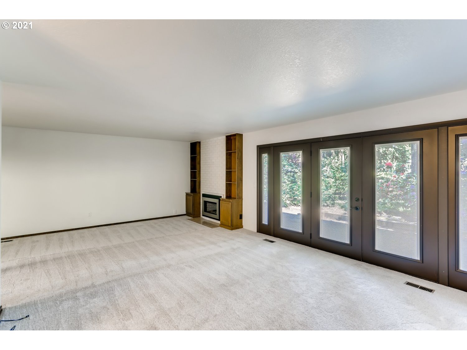 Photo #6: 21262521 Listing 