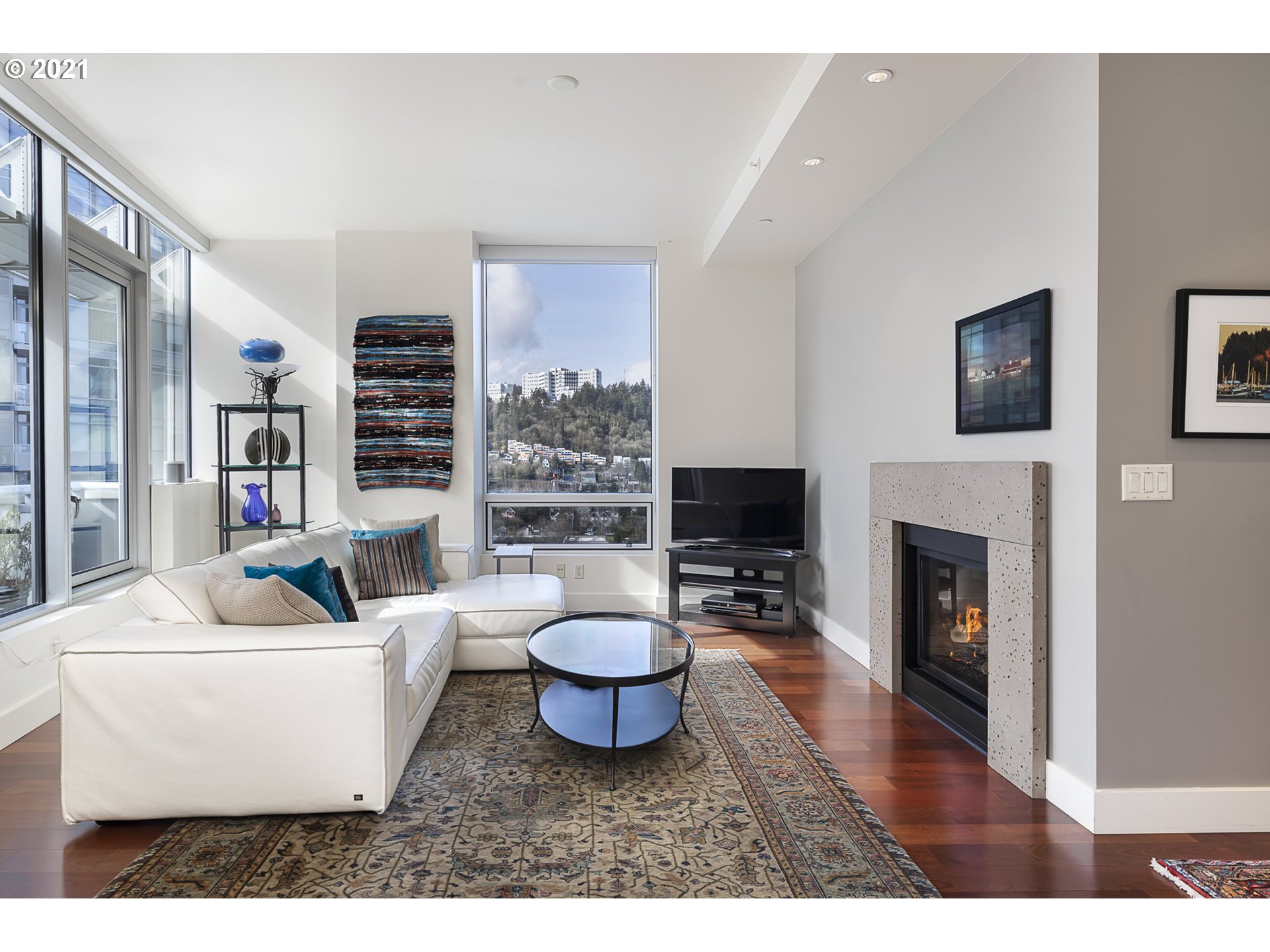 Photo #6: 21263627 Listing 
