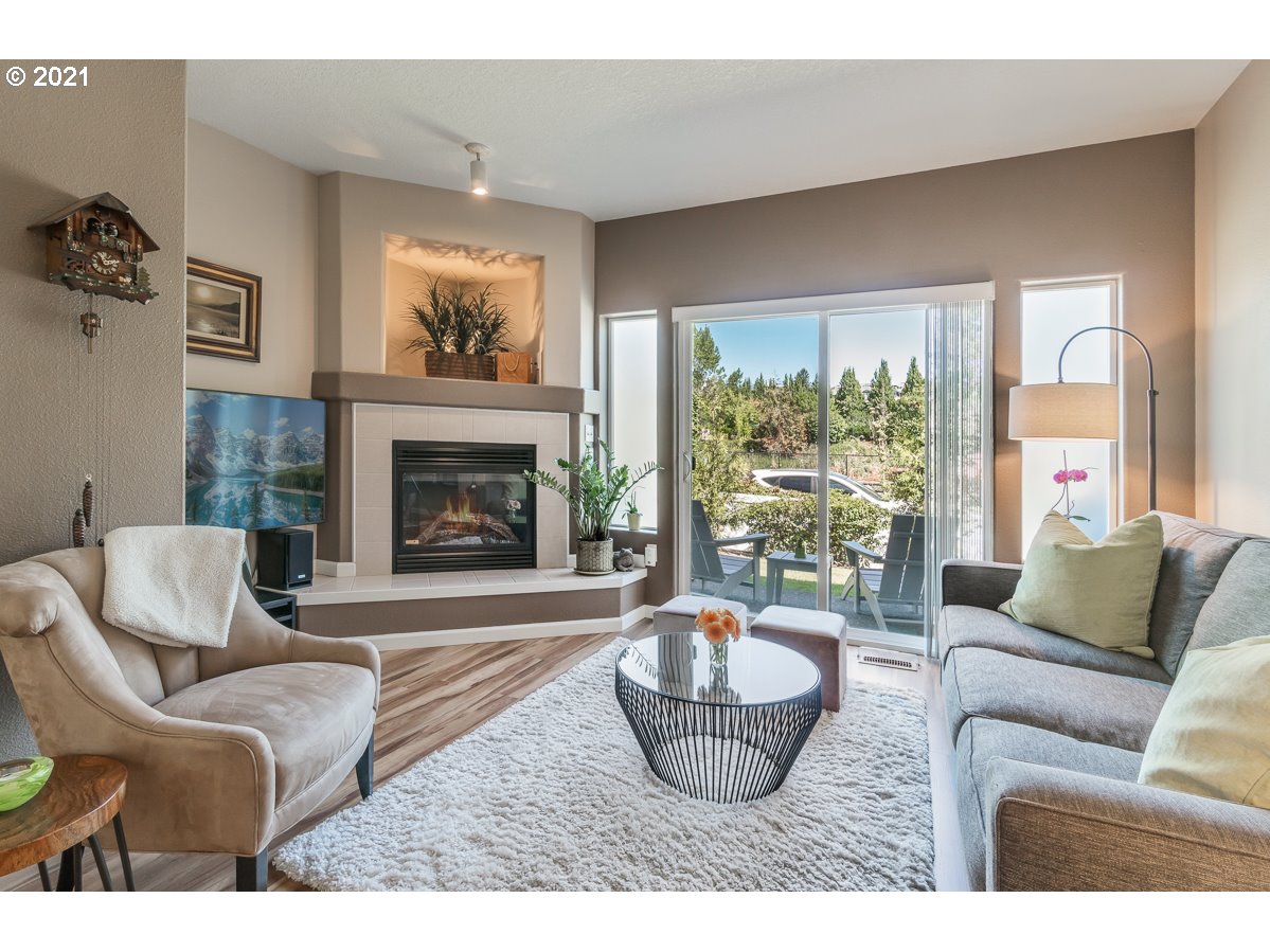 Photo #2: 21264913 Listing 