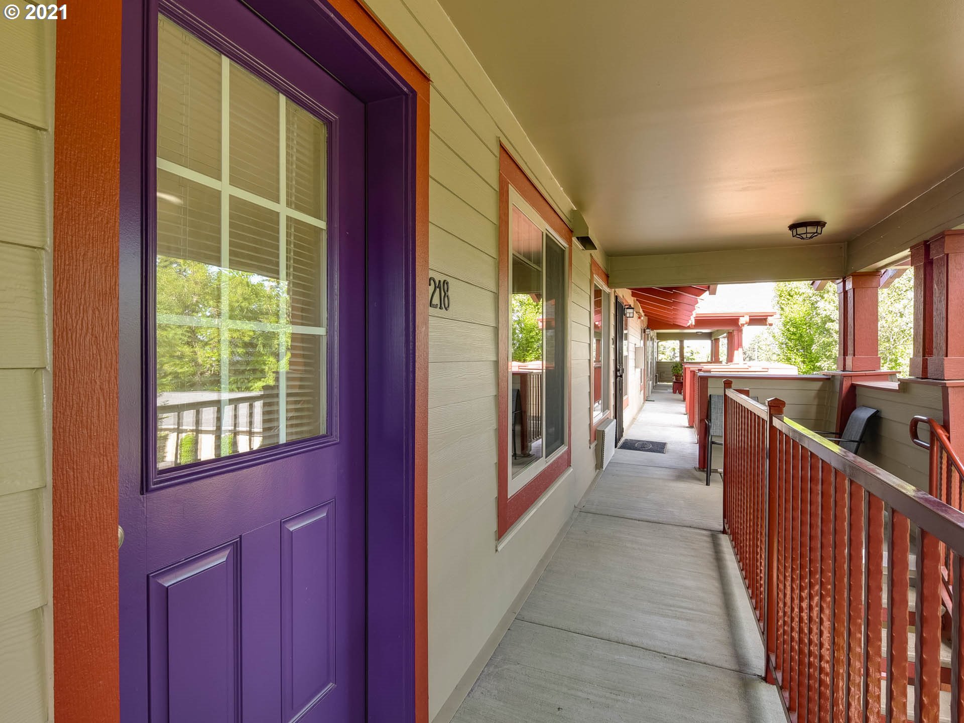 Photo #6: 21265192 Listing 