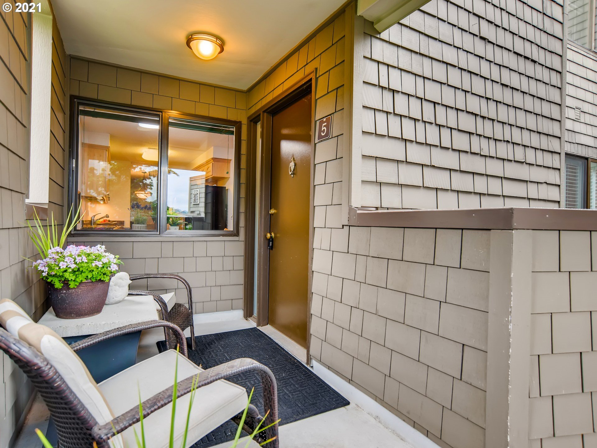 Photo #3: 21268362 Listing 