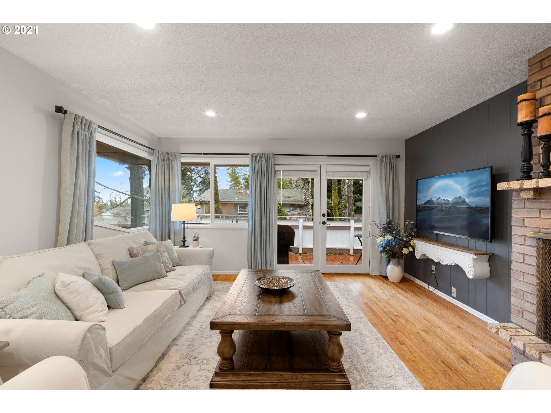Photo #5: 21271586 Listing 