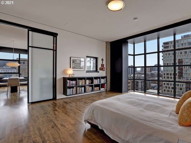 Photo #4: 21272205 Listing 