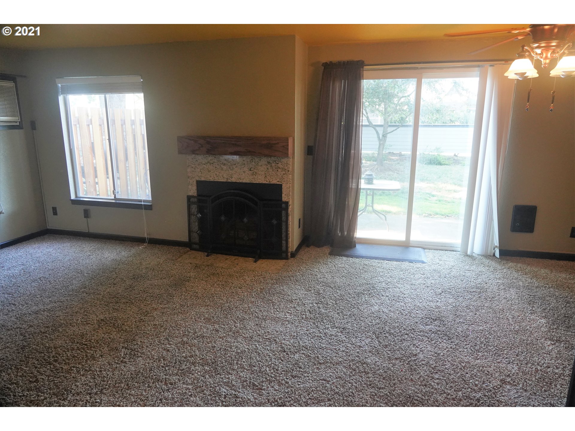 Photo #3: 21273045 Listing 