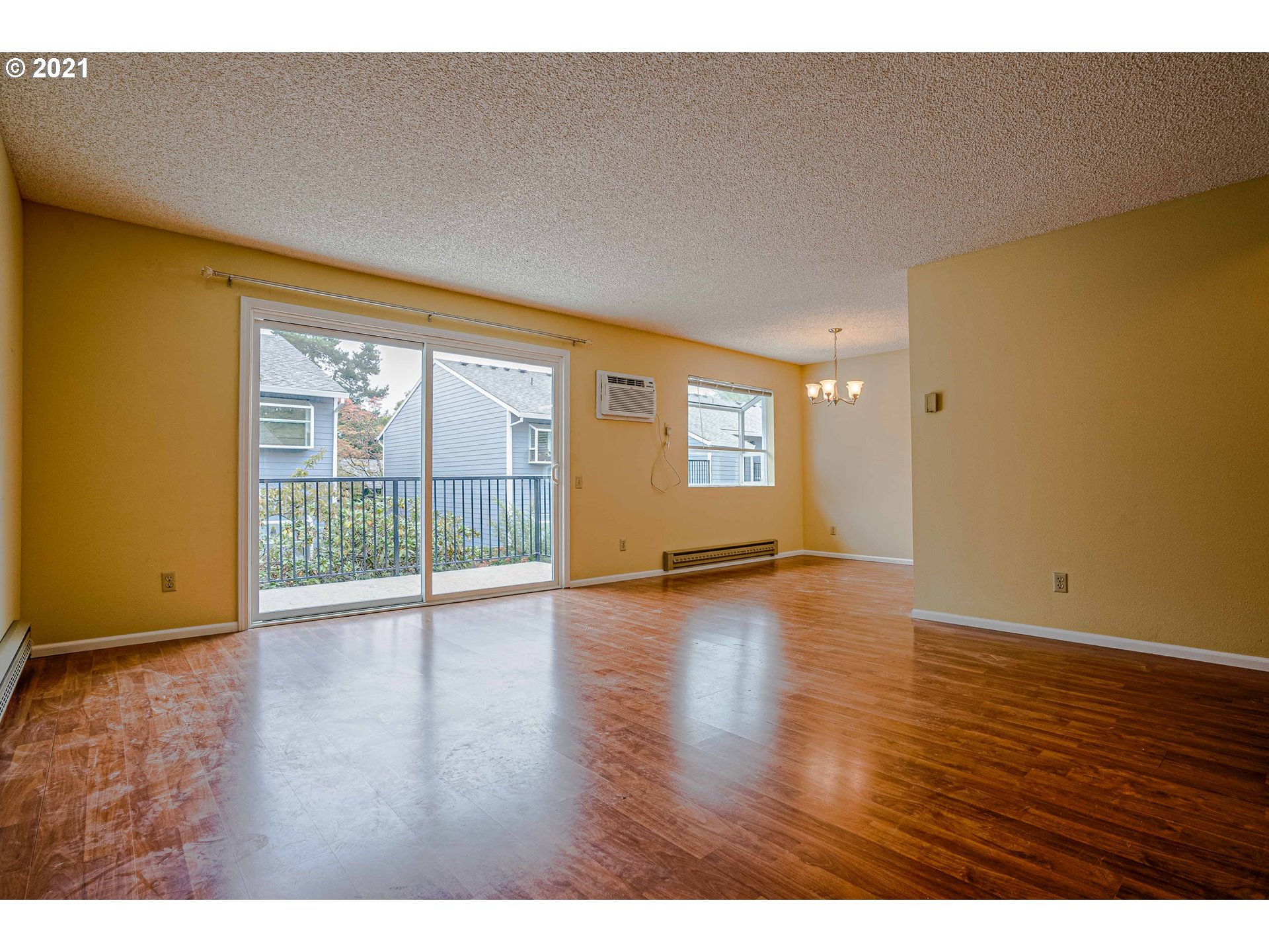 Photo #4: 21273769 Listing 