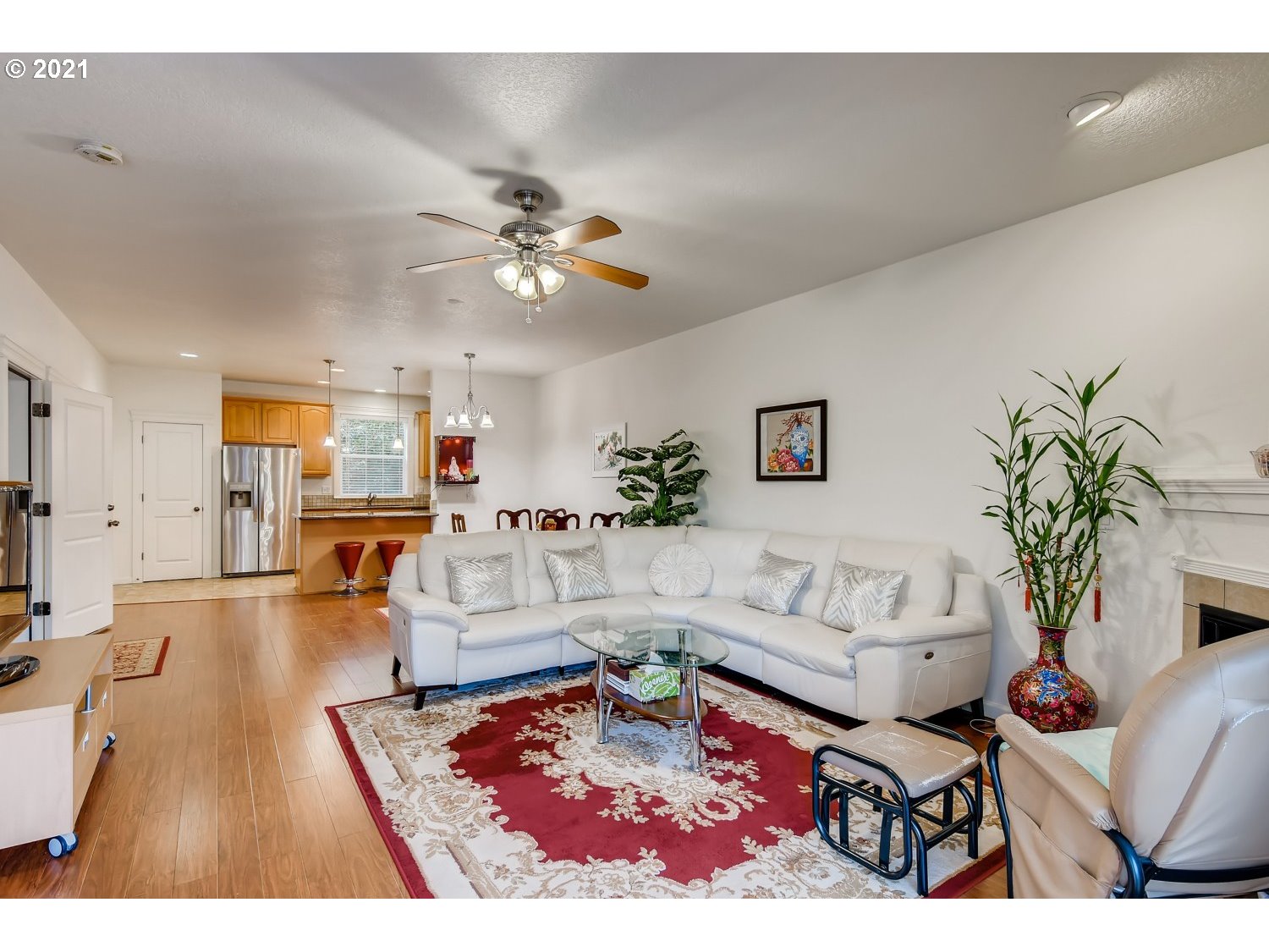 Photo #6: 21279179 Listing 