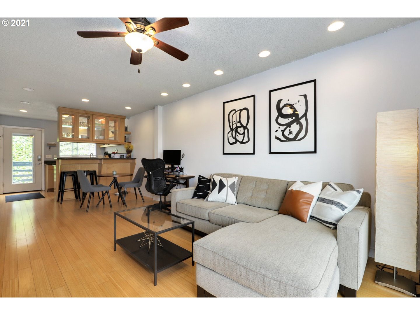 Photo #5: 21279322 Listing 