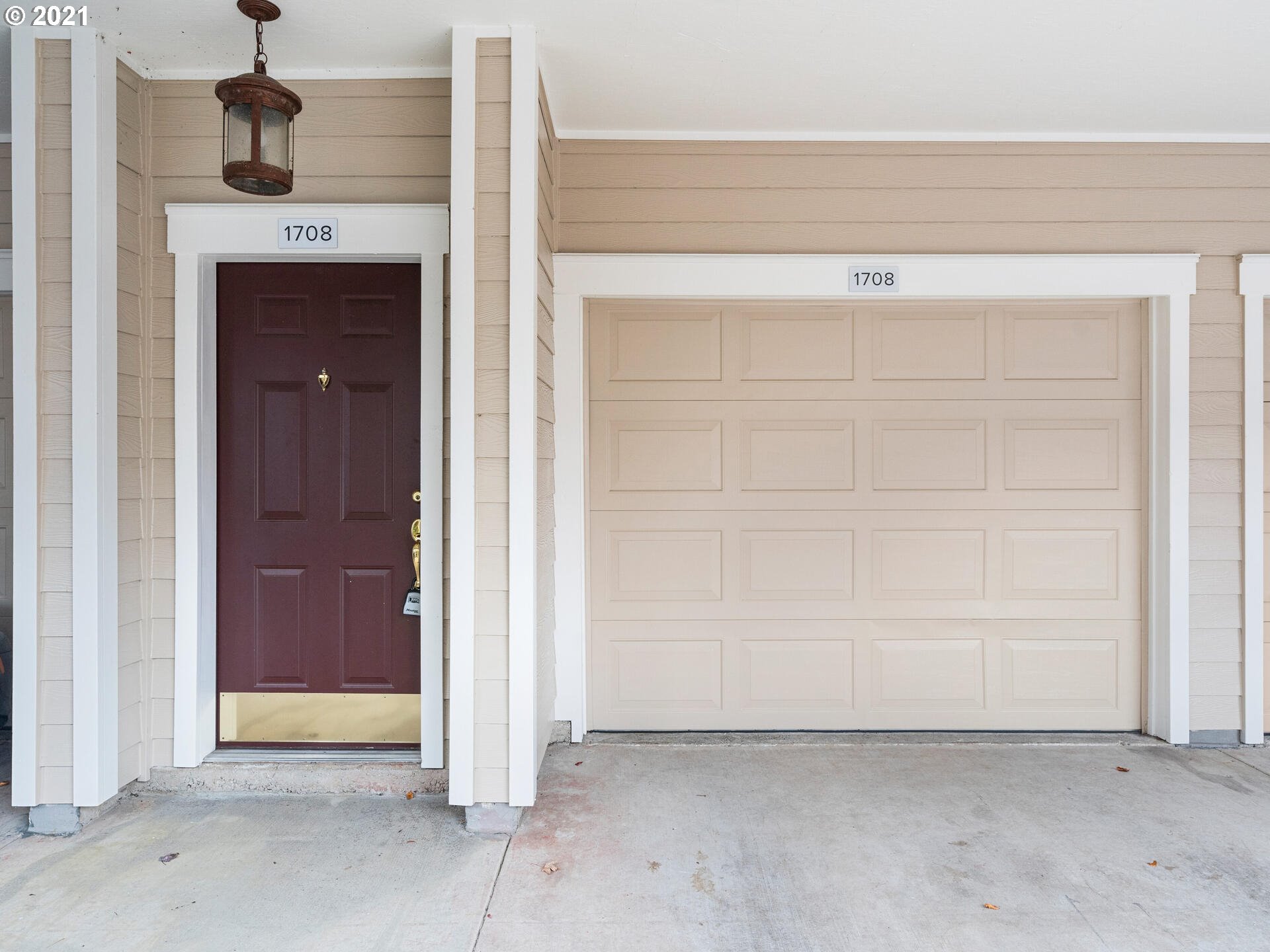 Photo #3: 21282897 Listing 