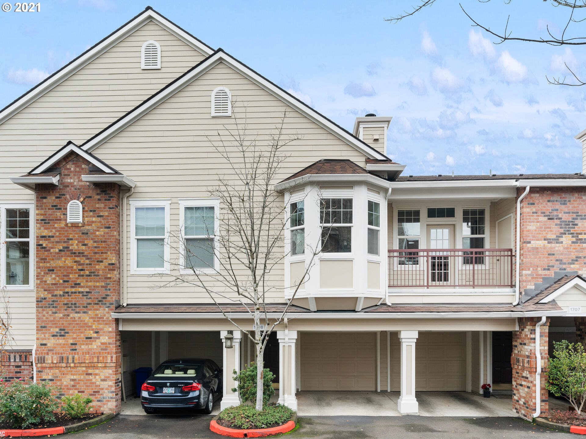 Photo #2: 21282897 Listing 