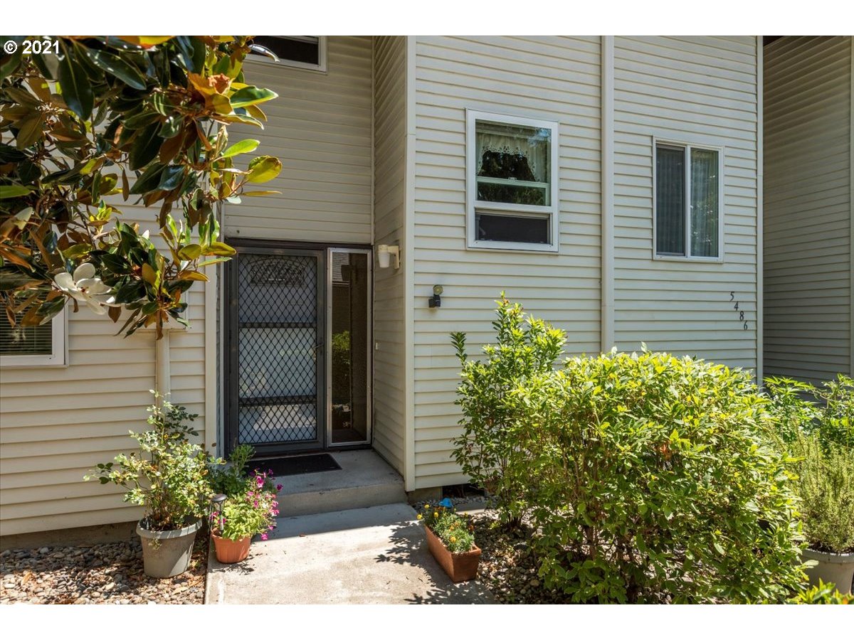 Photo #2: 21284179 Listing 