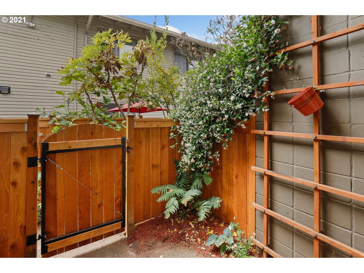 Photo #3: 21287912 Listing 