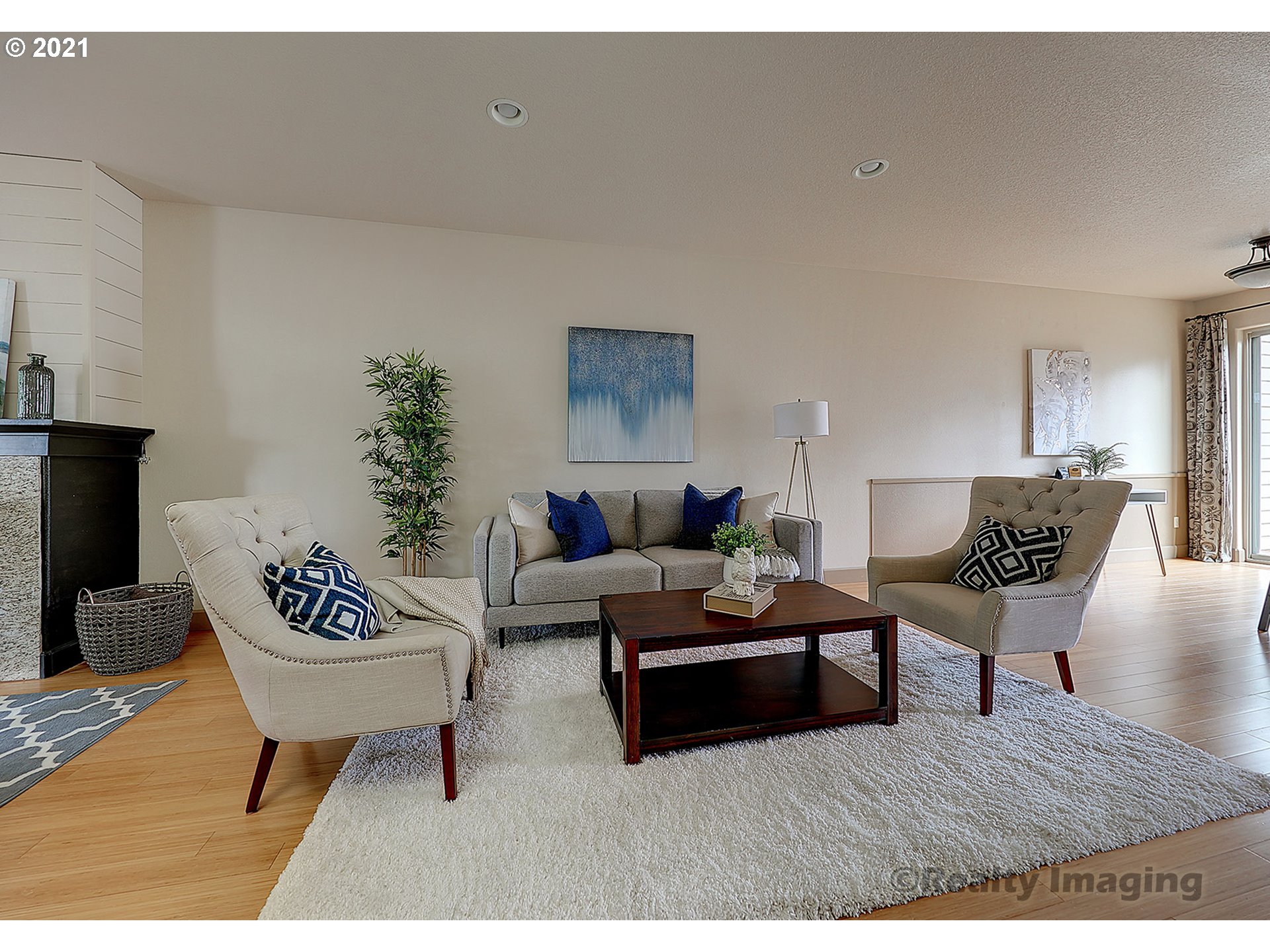 Photo #3: 21287976 Listing 