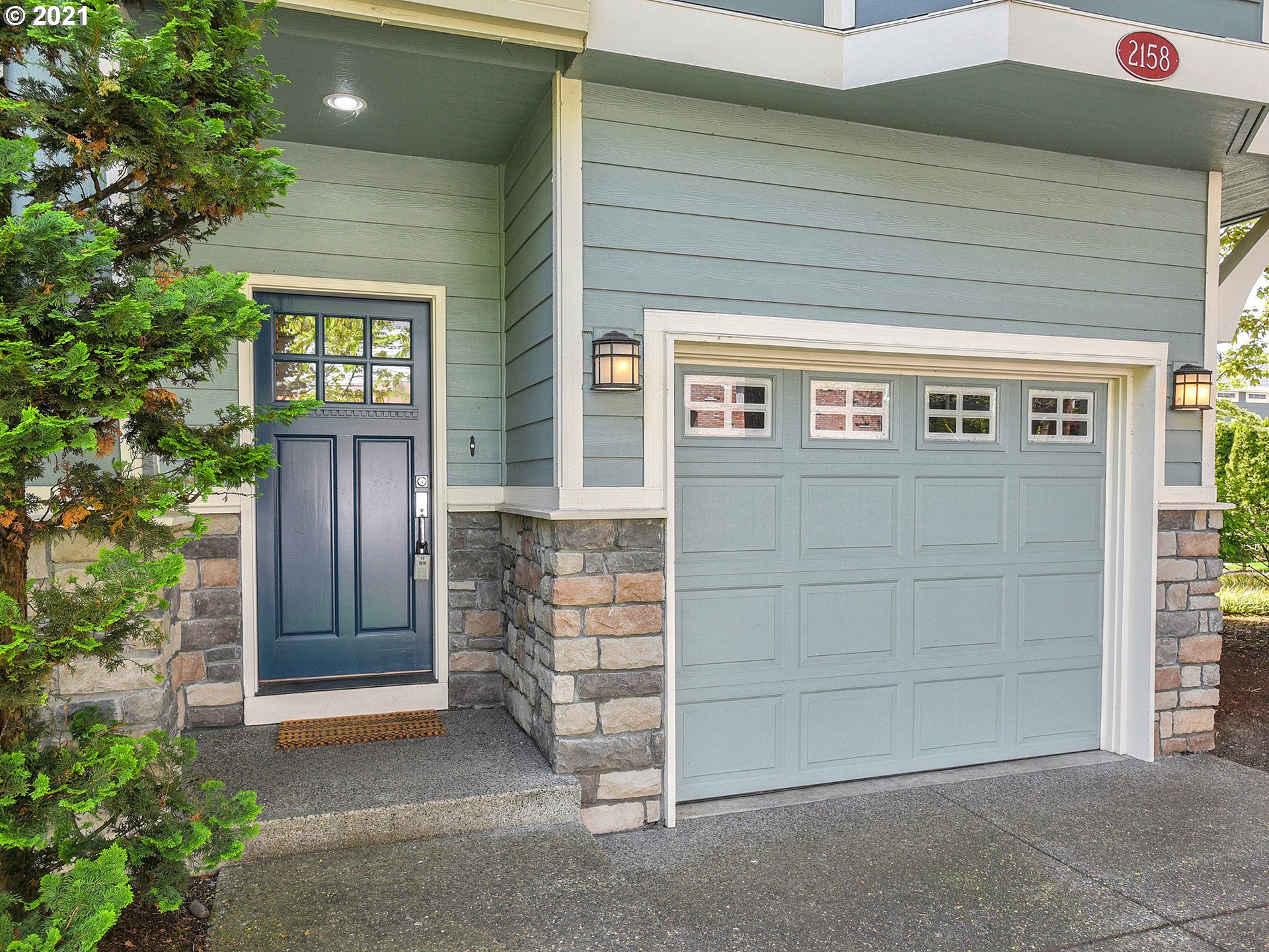 Photo #3: 21289894 Listing 