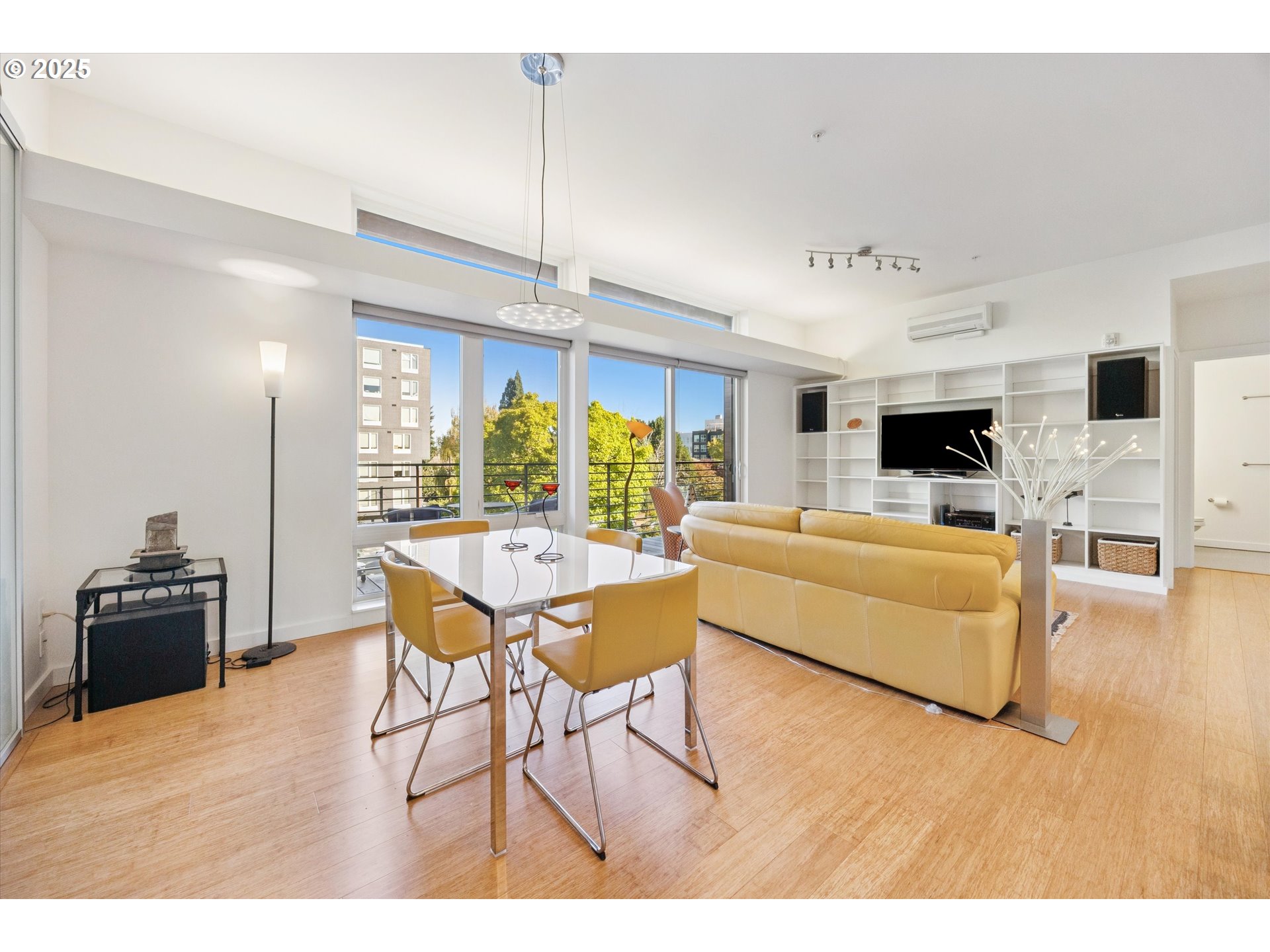 Photo #16: 212906726 Listing: Photo #16