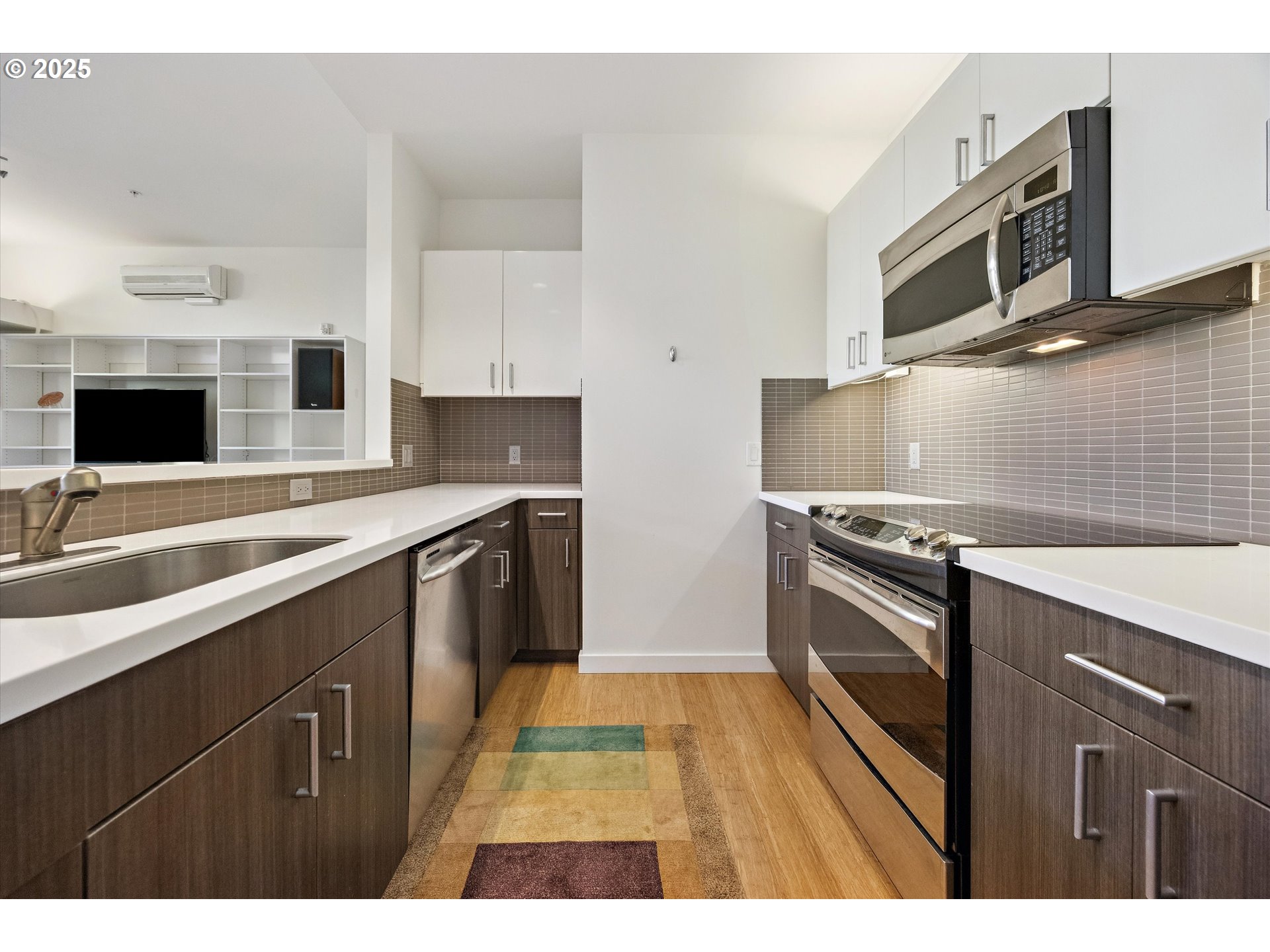 Photo #23: 212906726 Listing: Photo #23