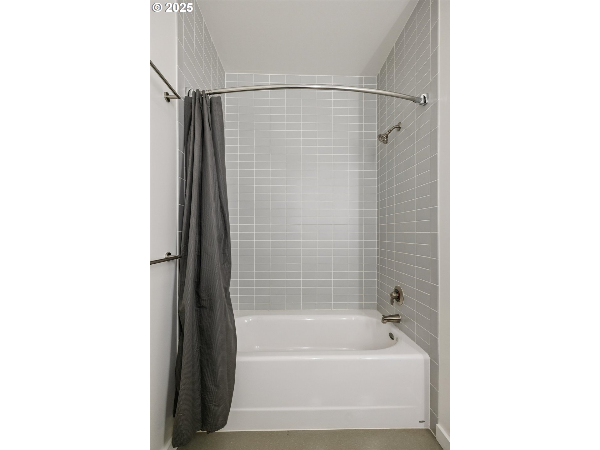 Photo #38: 212906726 Listing: Photo #38