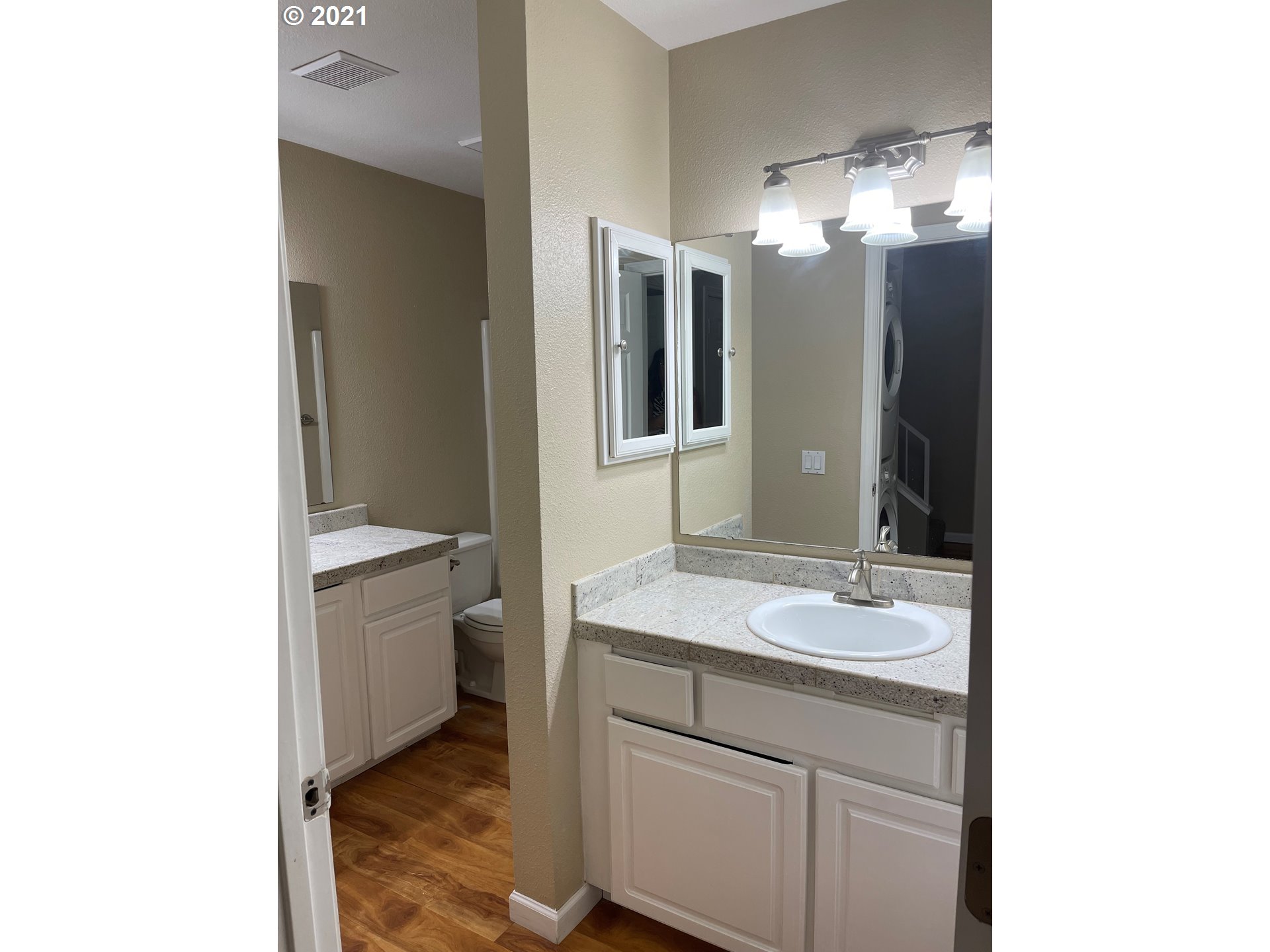 Photo #5: 21292255 Listing 