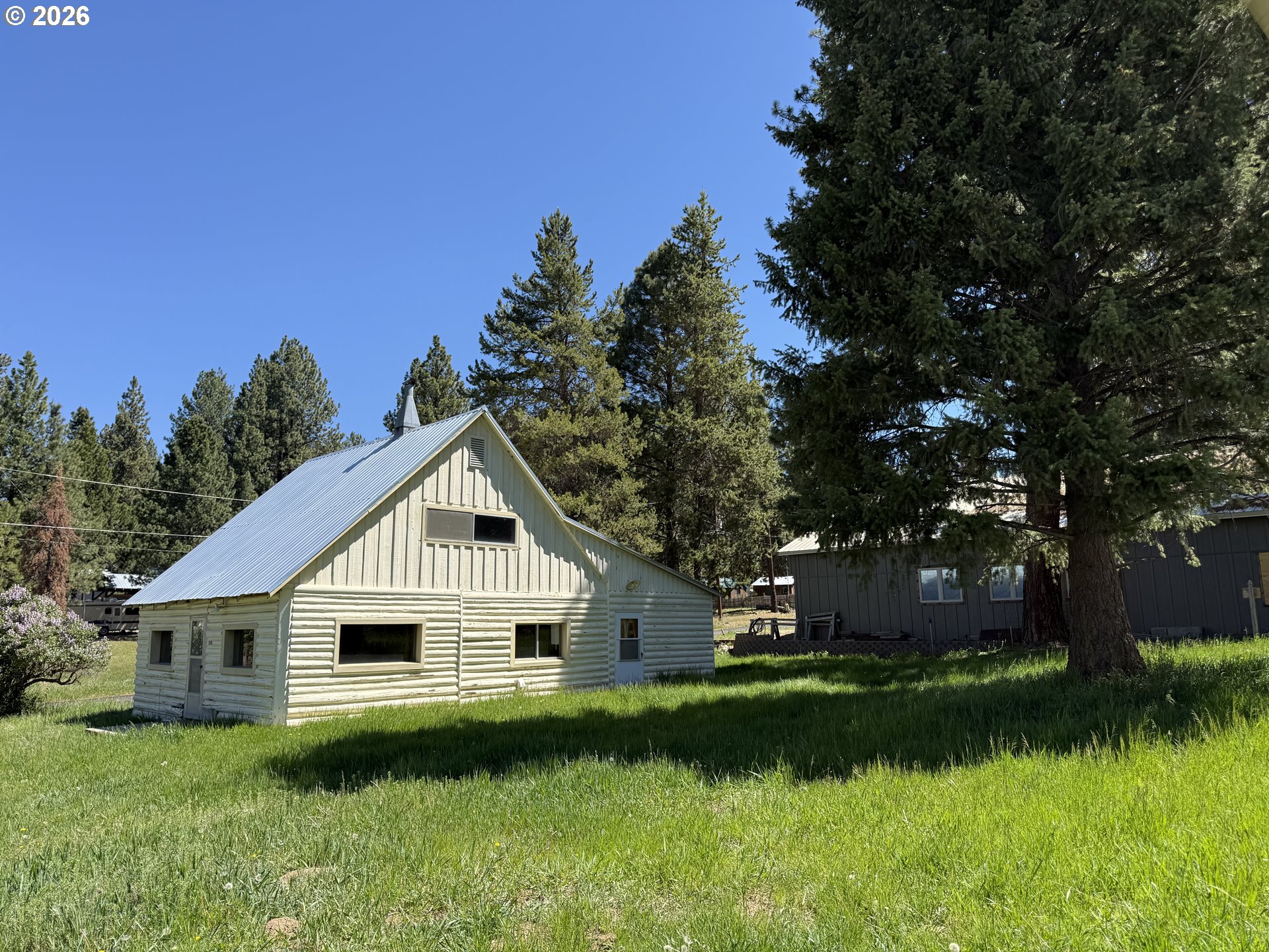 320 Bonanza St