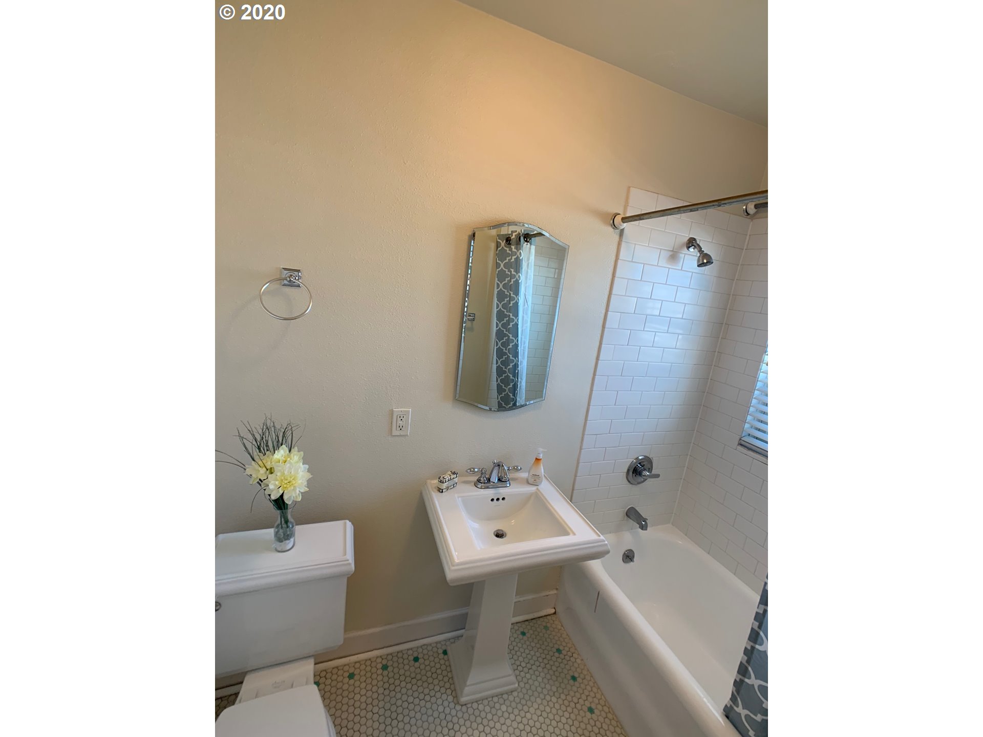 Photo #4: 21295267 Listing 