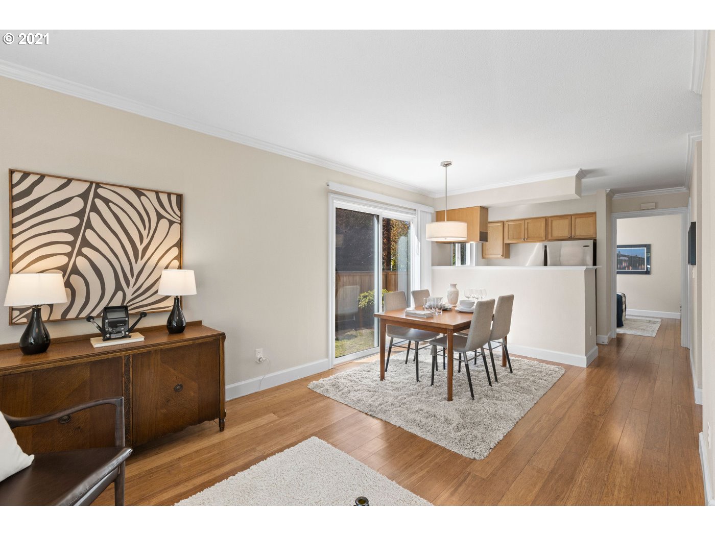 Photo #4: 21295925 Listing 