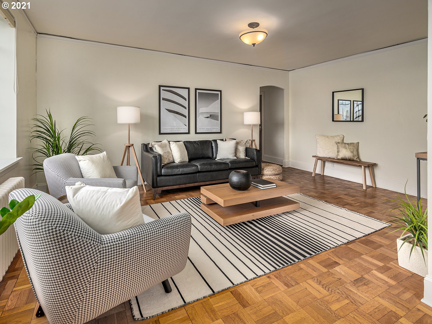 Photo #2: 21296708 Listing 