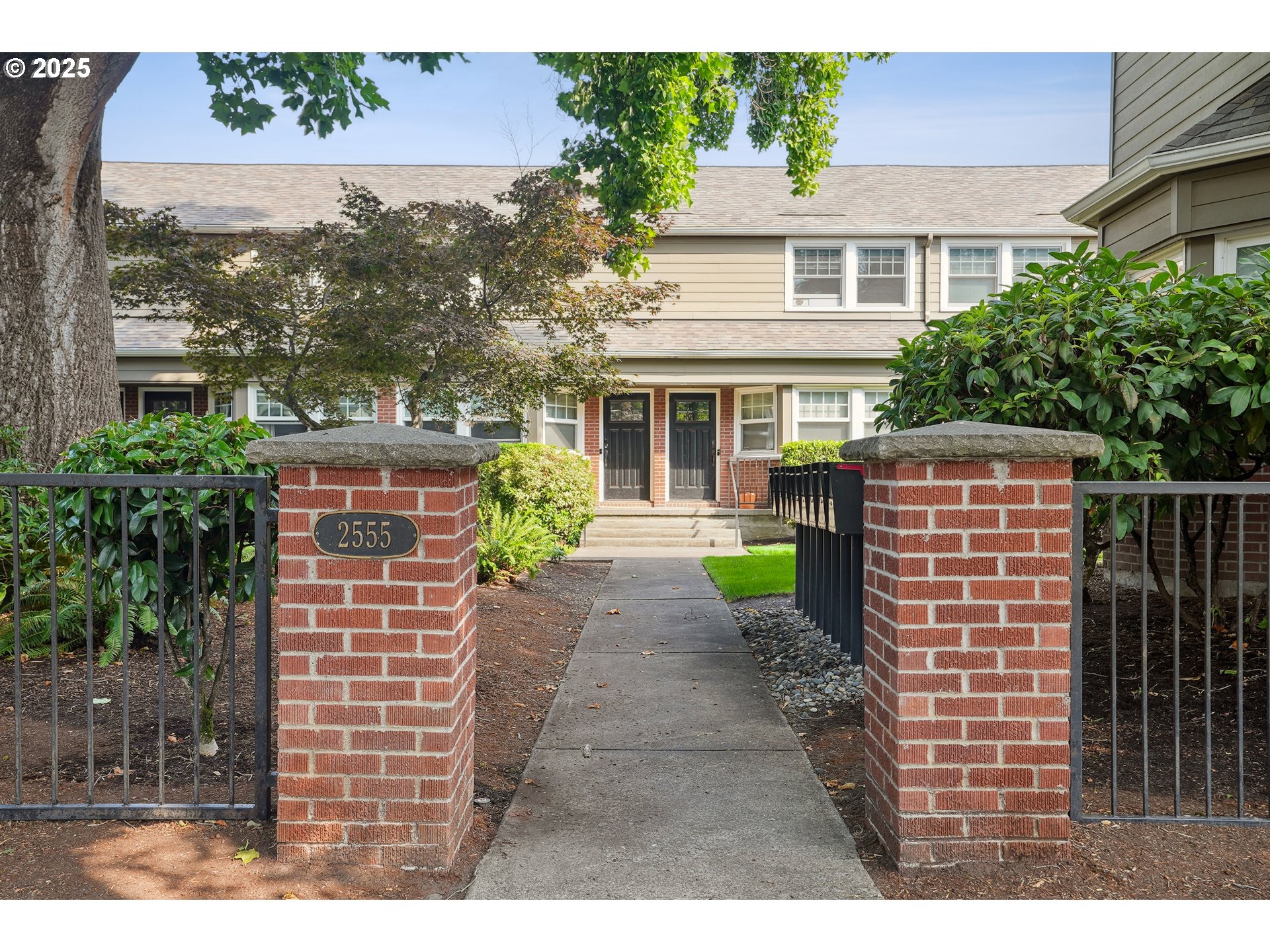 Photo #22: 212968216 Listing: Photo #22