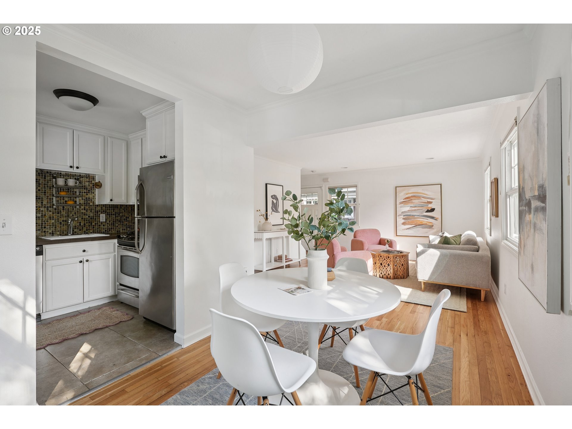 Photo #4: 212968216 Listing 