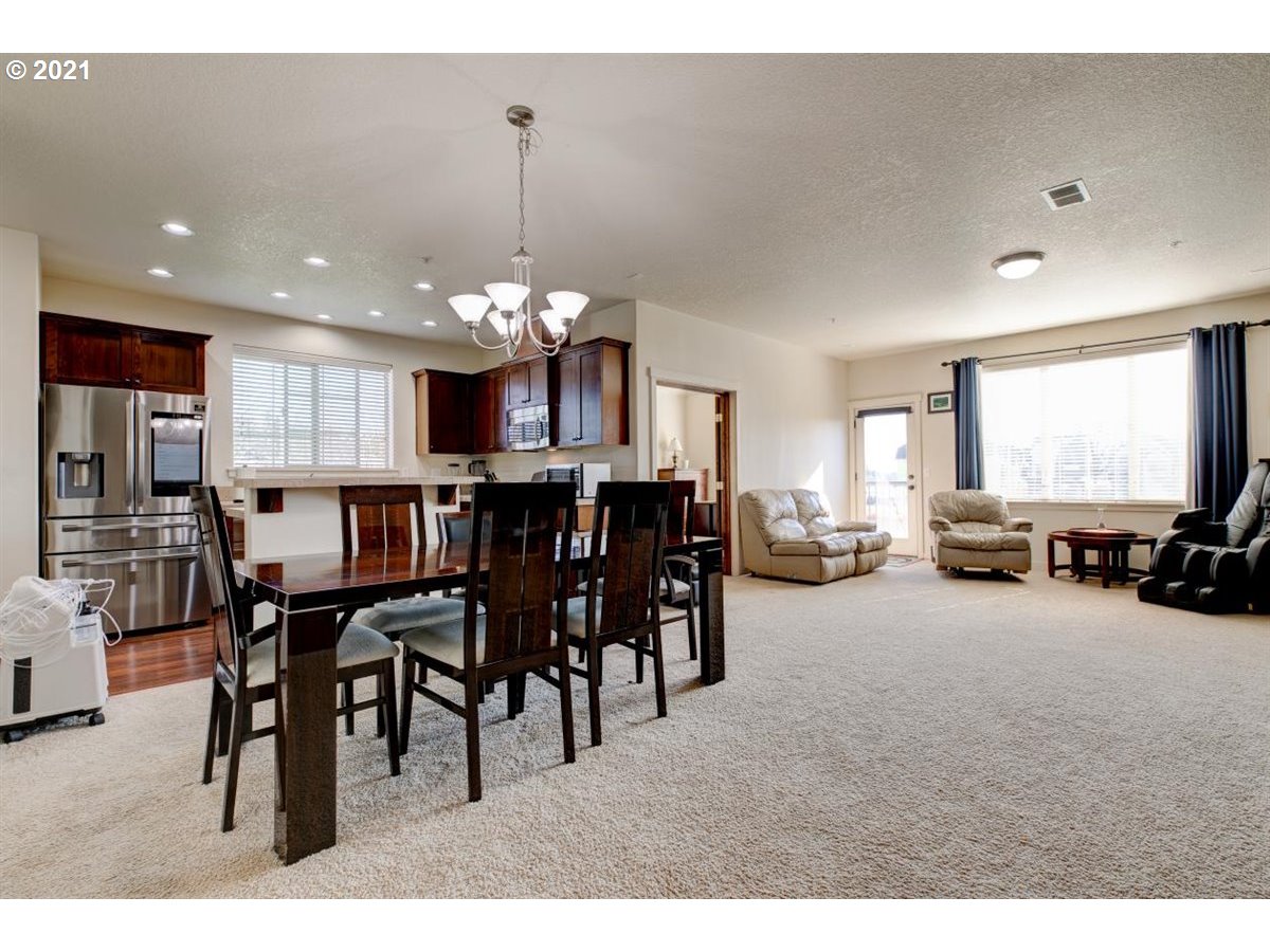 Photo #6: 21297361 Listing 