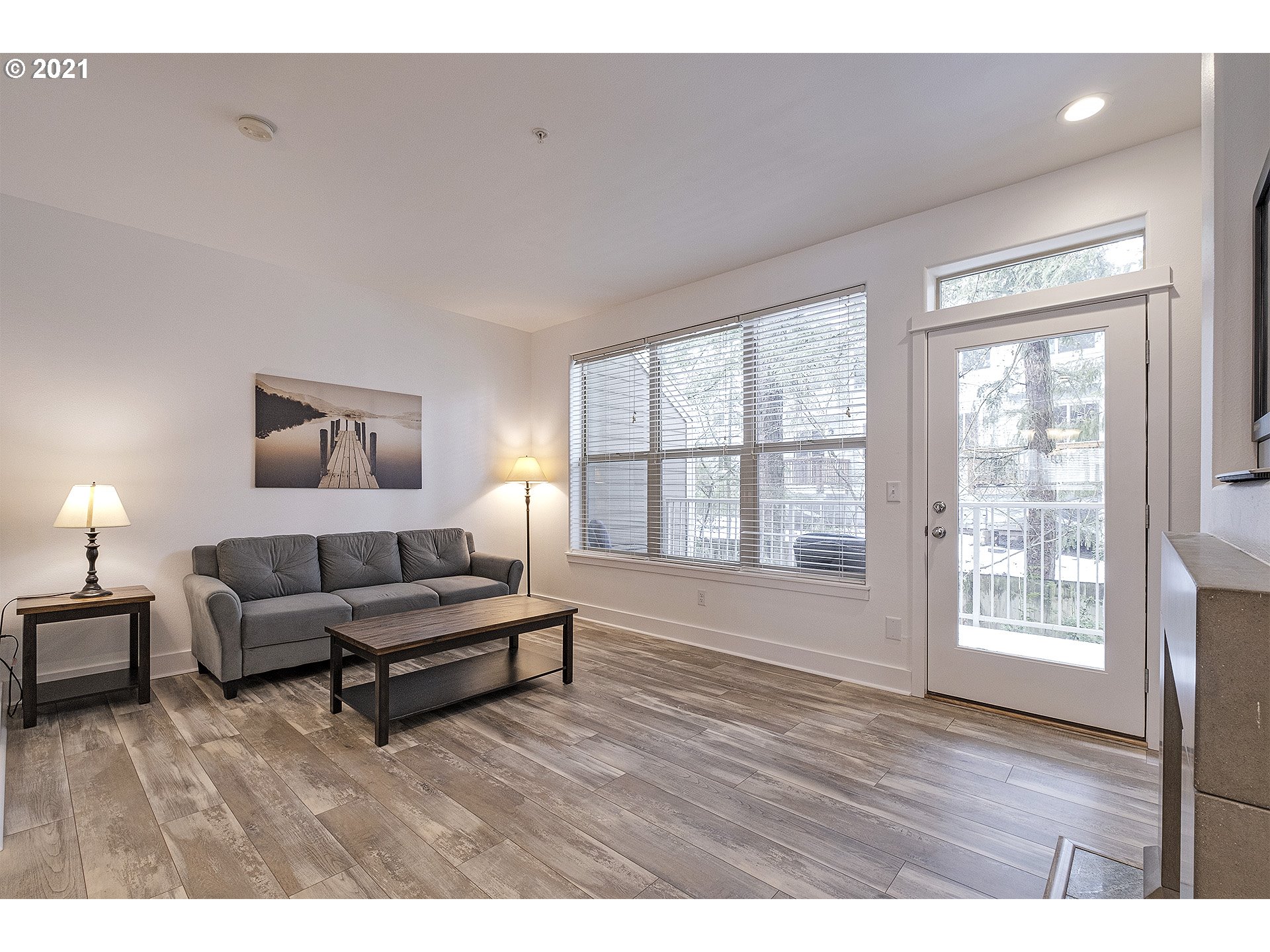 Photo #6: 21299253 Listing 