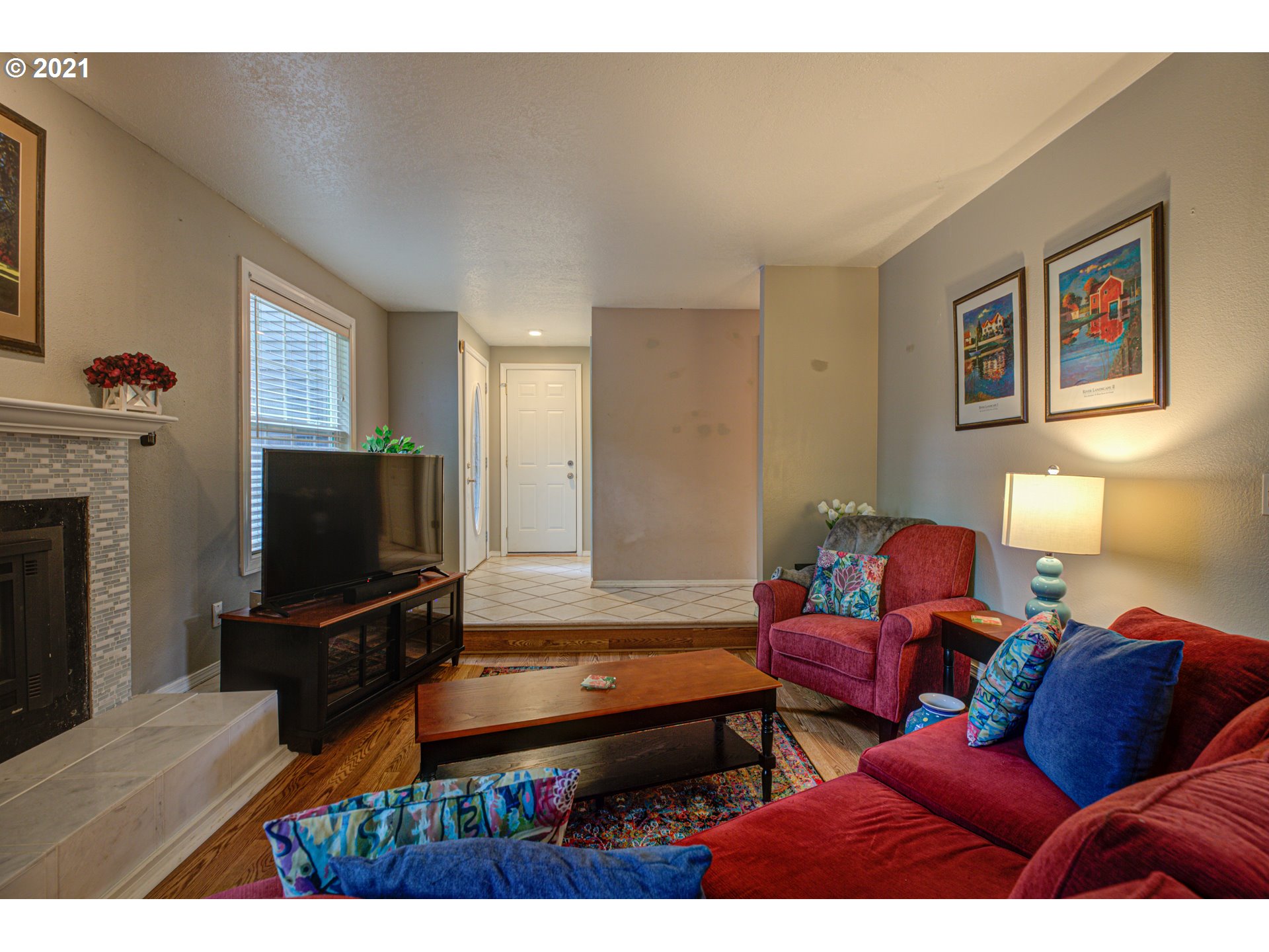 Photo #5: 21299362 Listing 