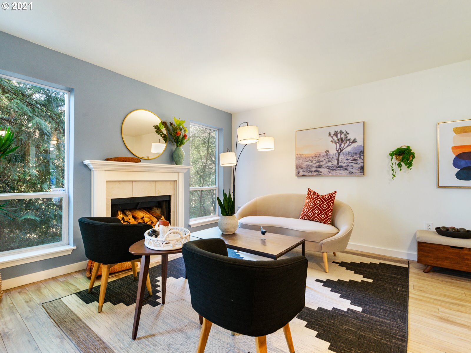 Photo #2: 21301241 Listing 