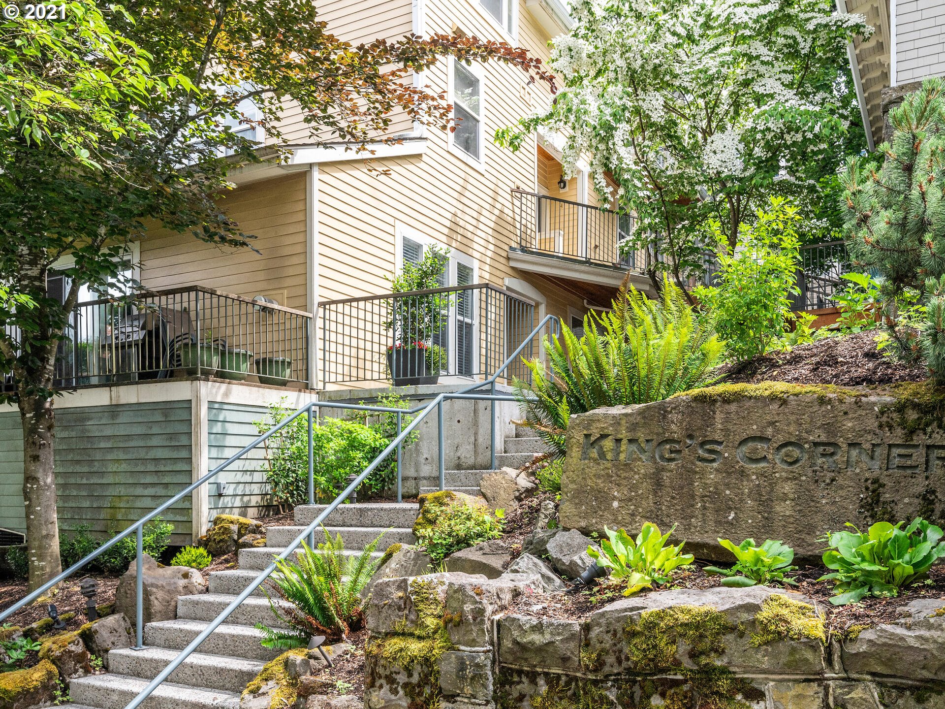 Photo #3: 21309313 Listing 