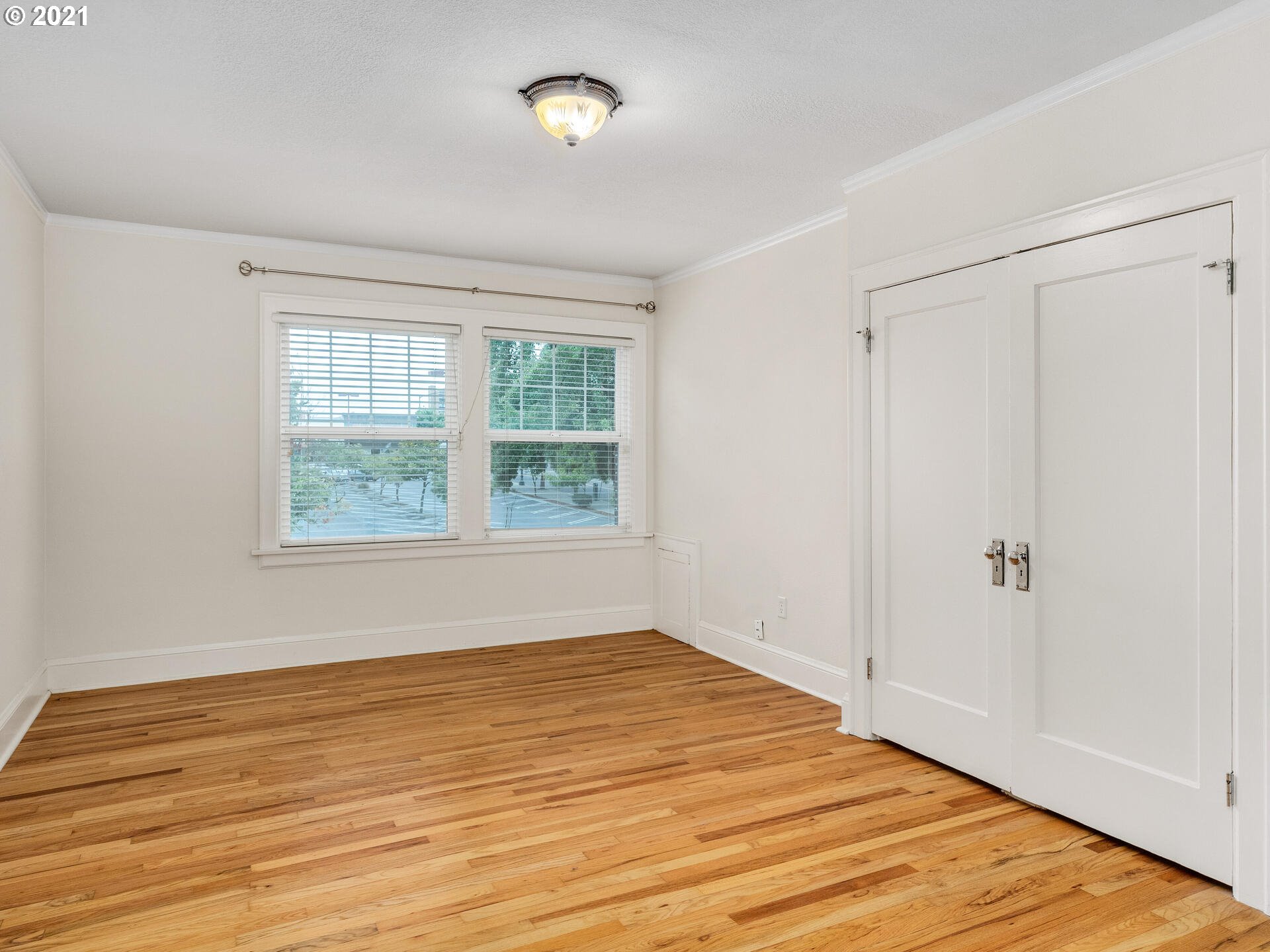 Photo #4: 21309399 Listing 