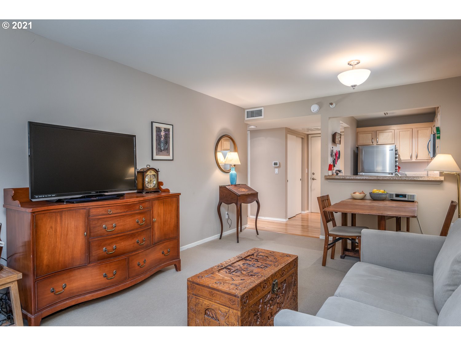 Photo #2: 21310466 Listing 