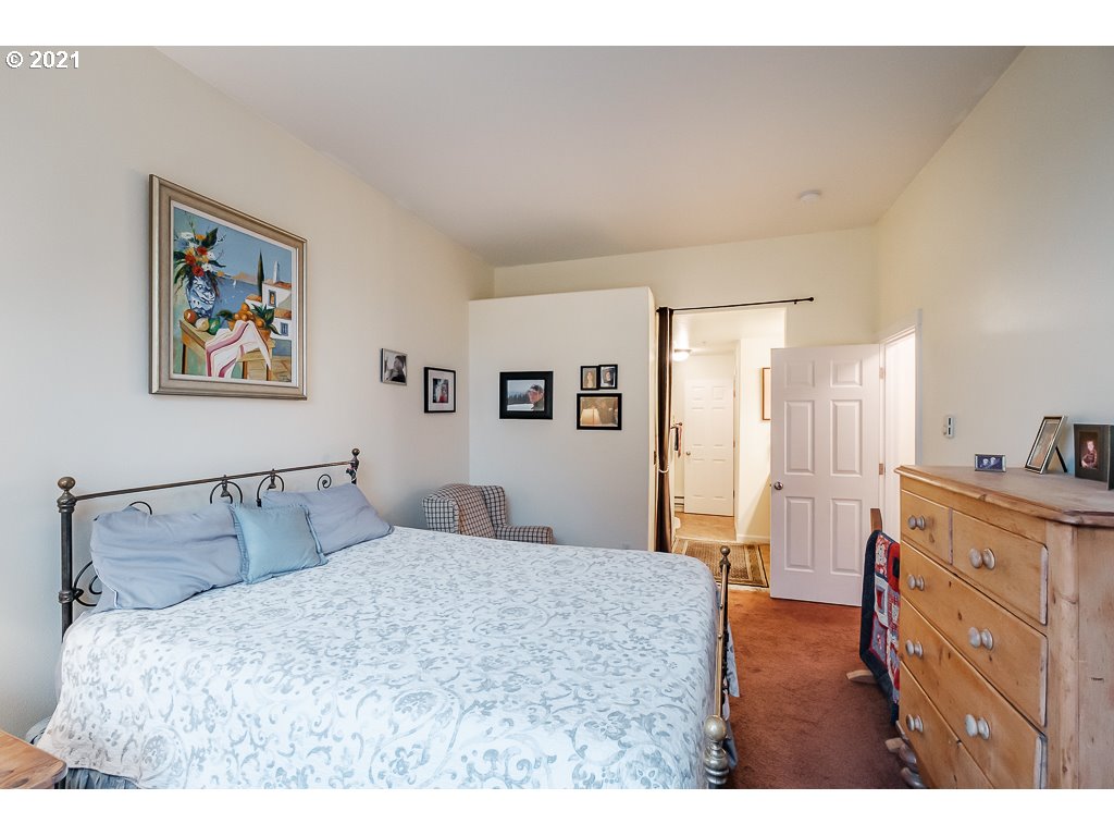 Photo #2: 21315983 Listing 