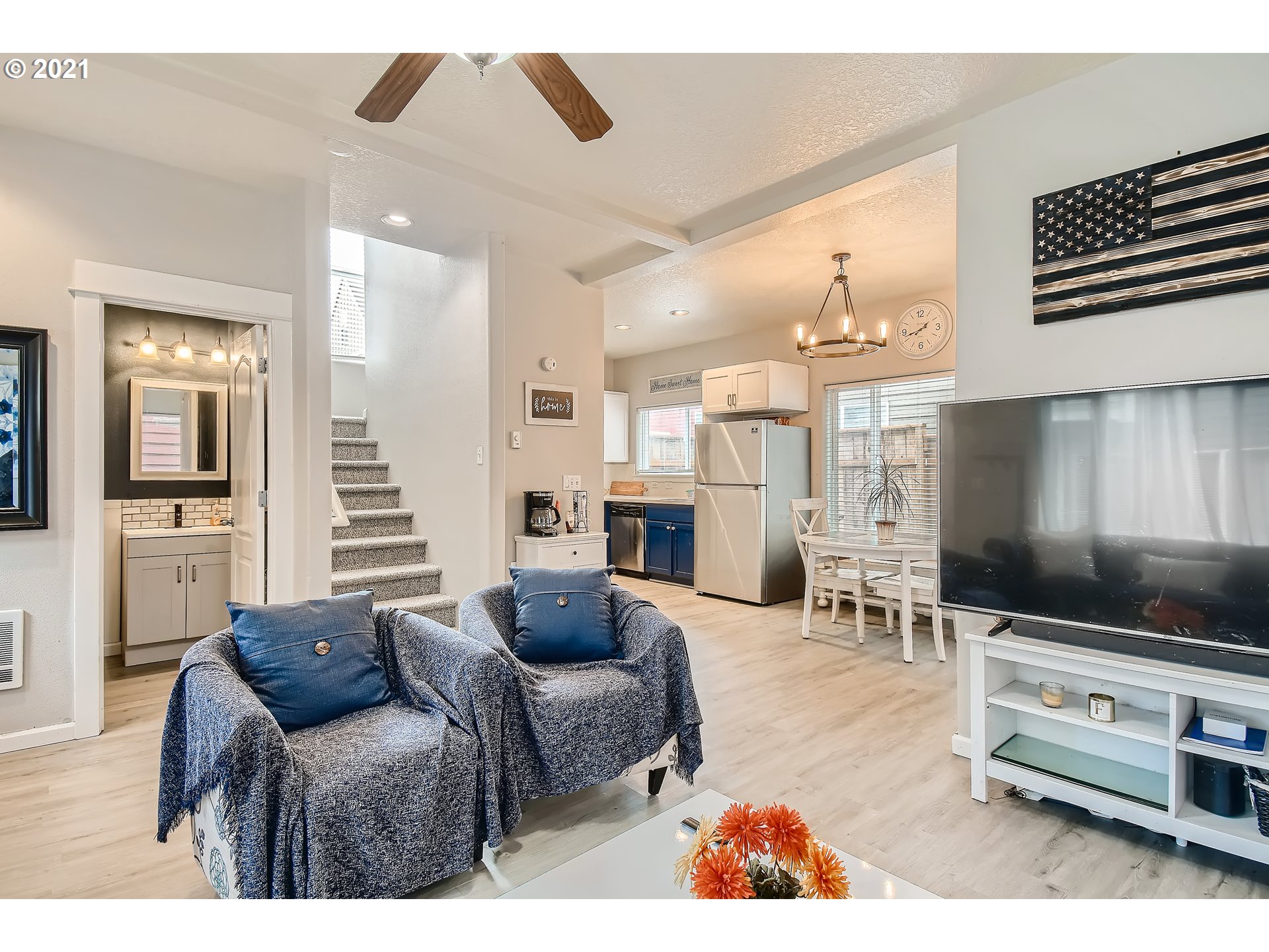 Photo #4: 21319921 Listing 