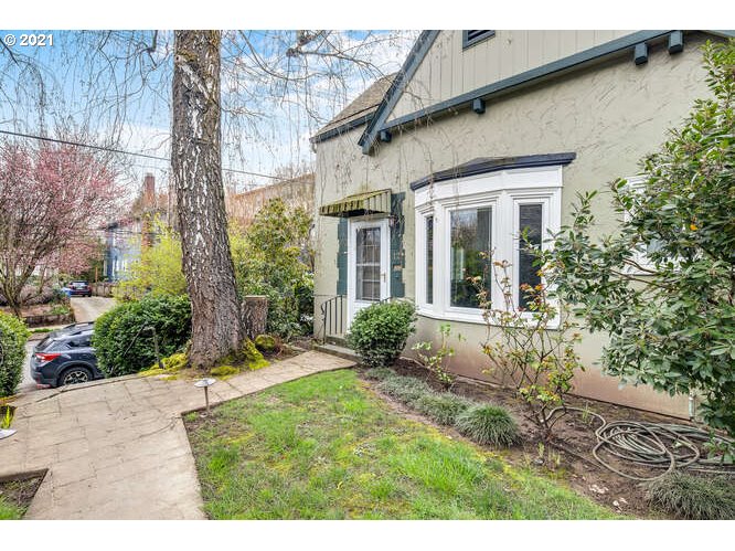 Photo #2: 21319942 Listing 