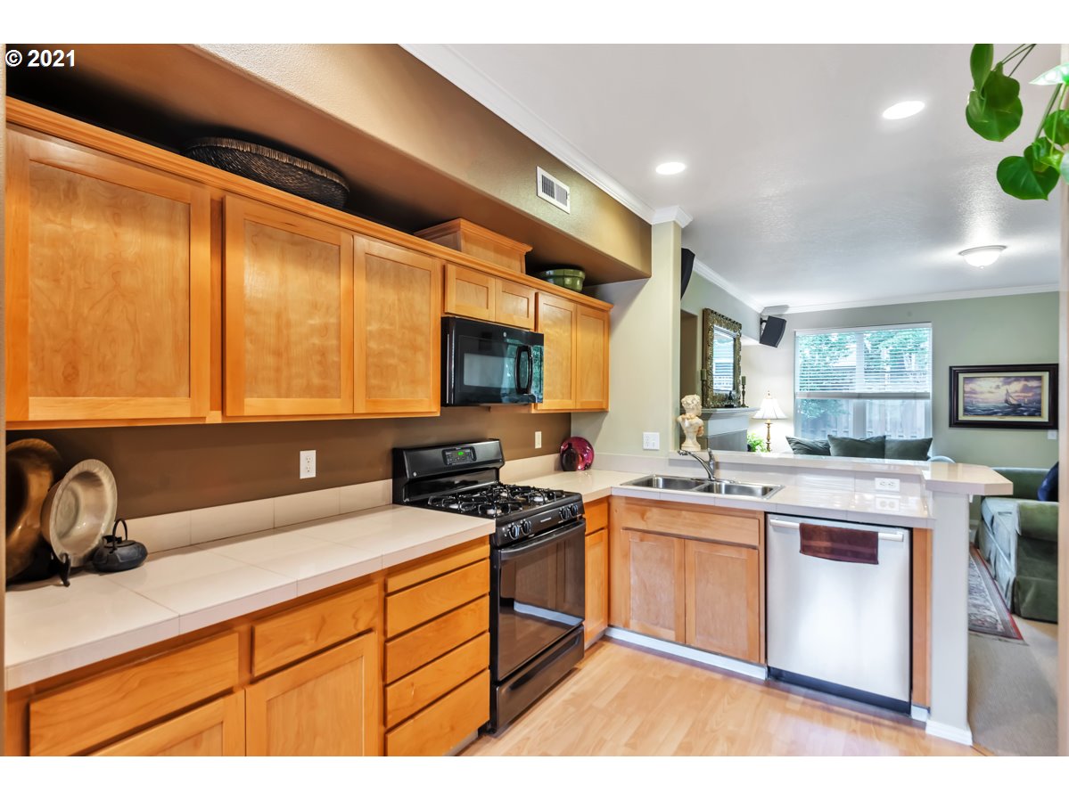 Photo #3: 21323611 Listing 