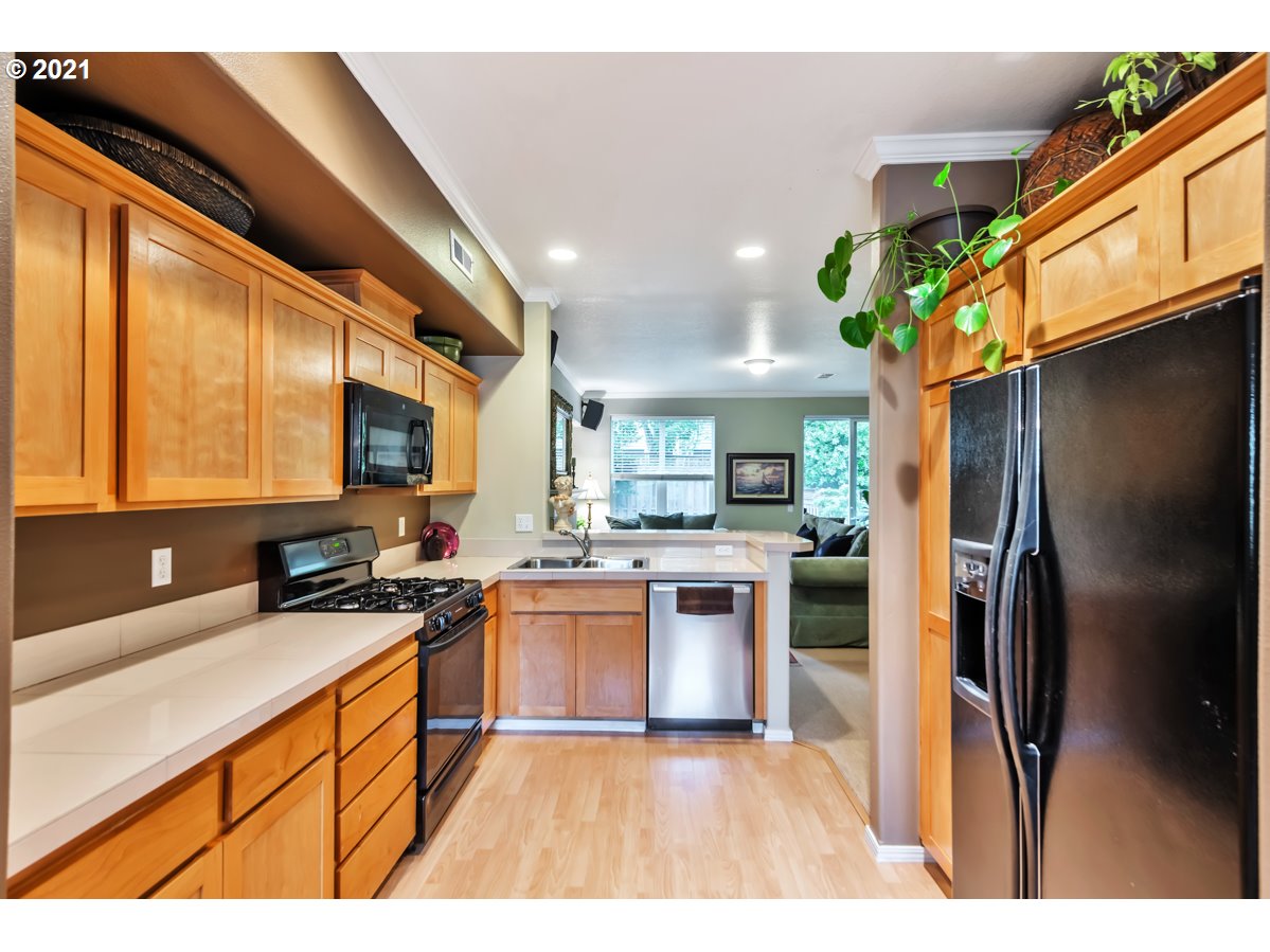 Photo #4: 21323611 Listing 