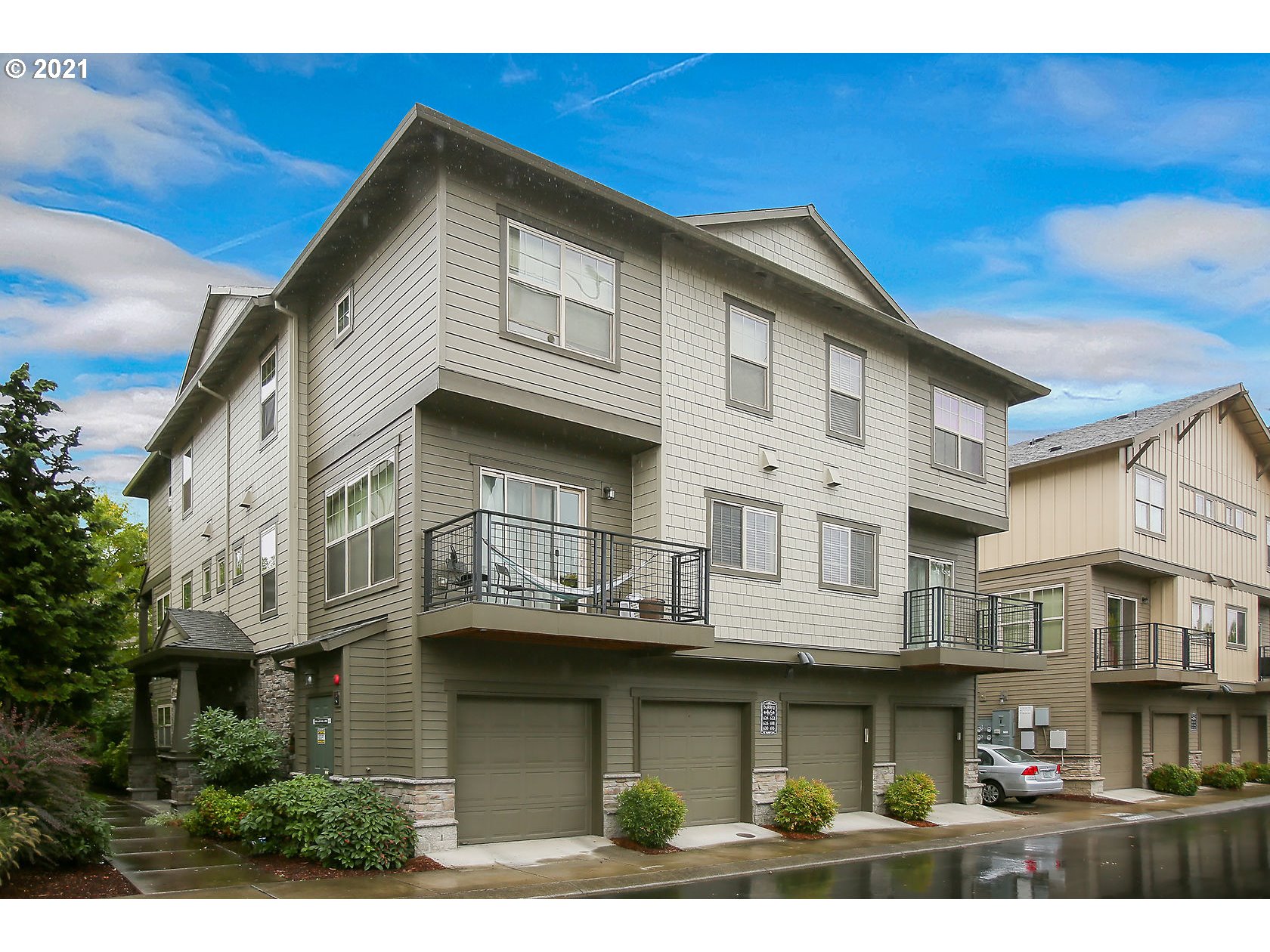 MLS: 21325794 Condo For Sale