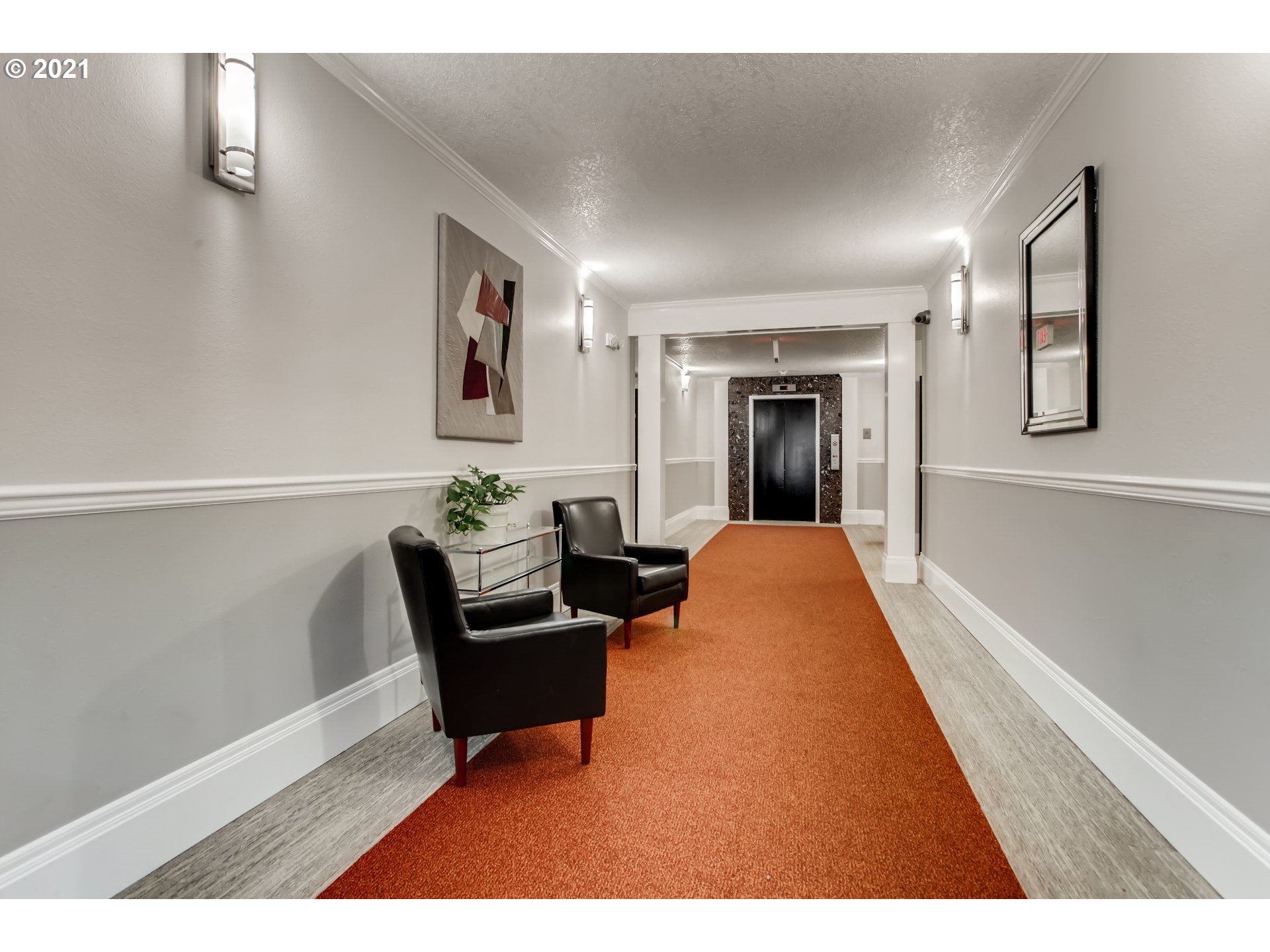 Photo #5: 21326914 Listing 