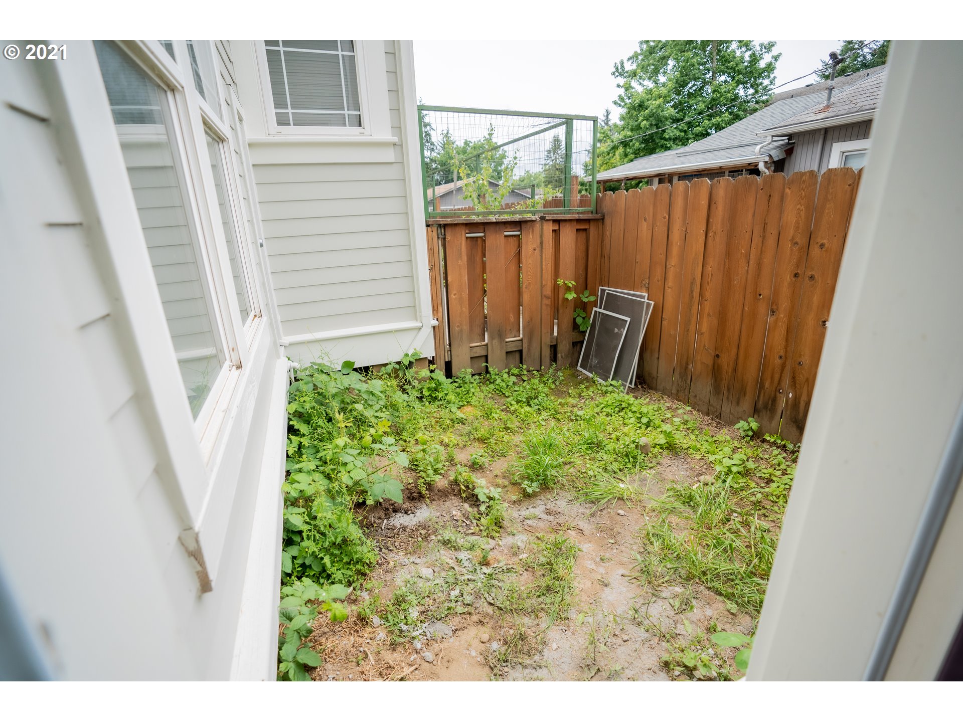 Photo #6: 21329072 Listing 
