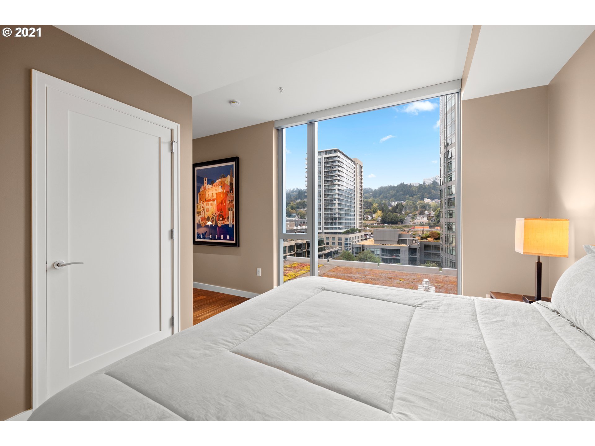 MLS: 21331538 Condo For Sale