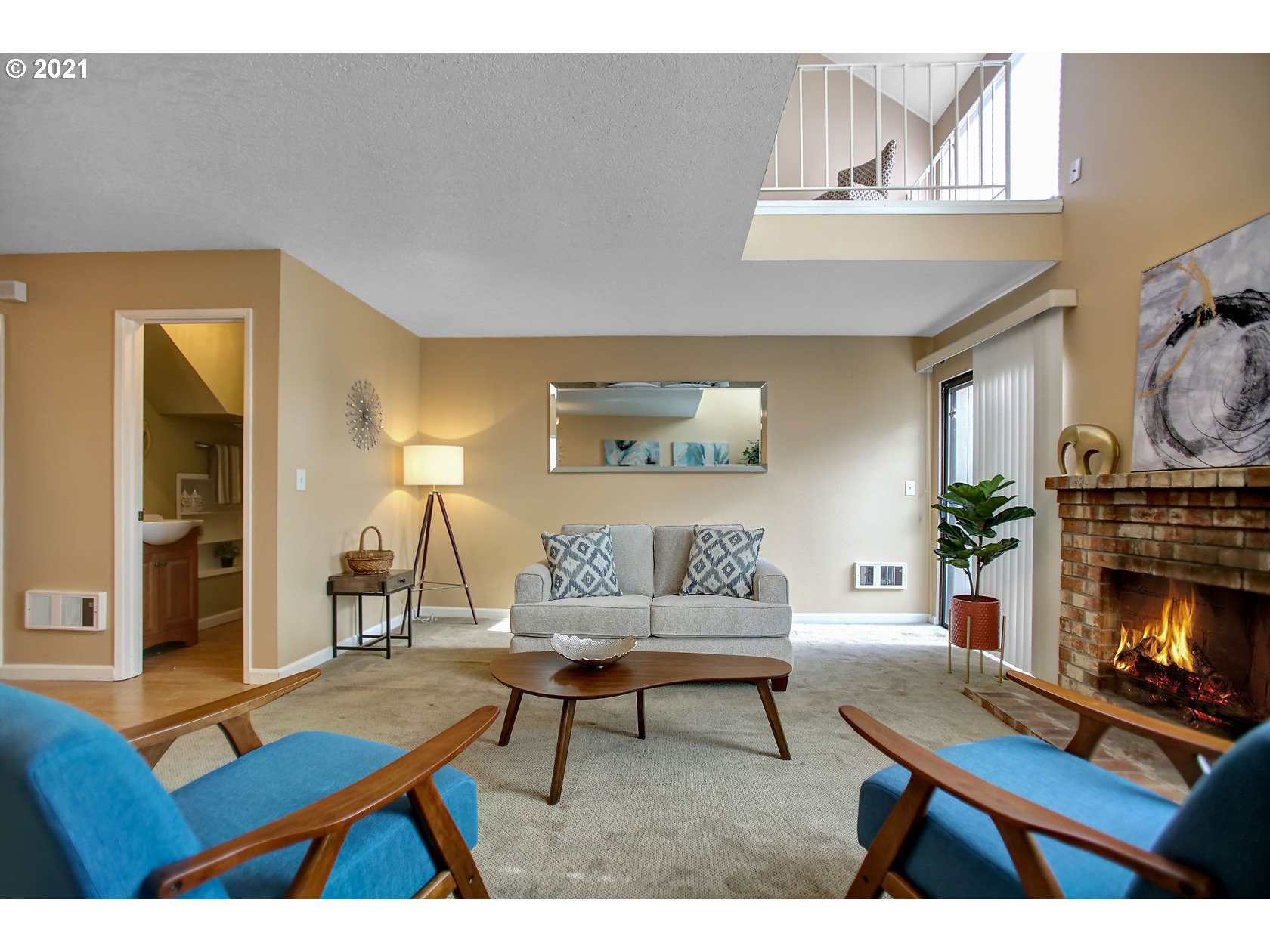 Photo #4: 21332000 Listing 