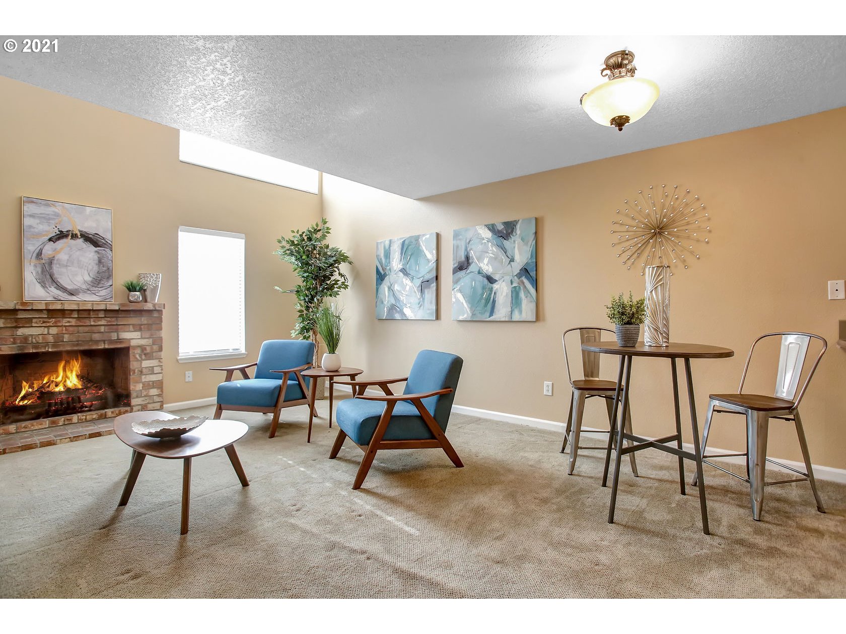 Photo #6: 21332000 Listing 