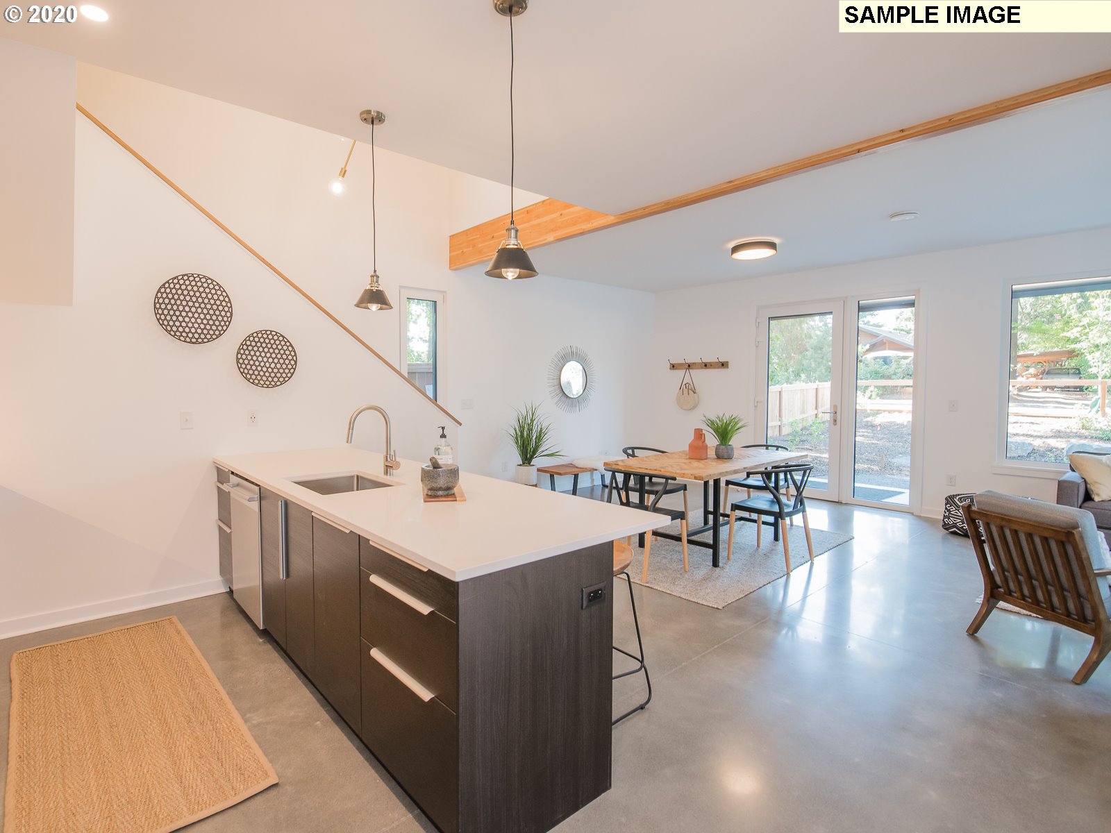Photo #2: 21333464 Listing 